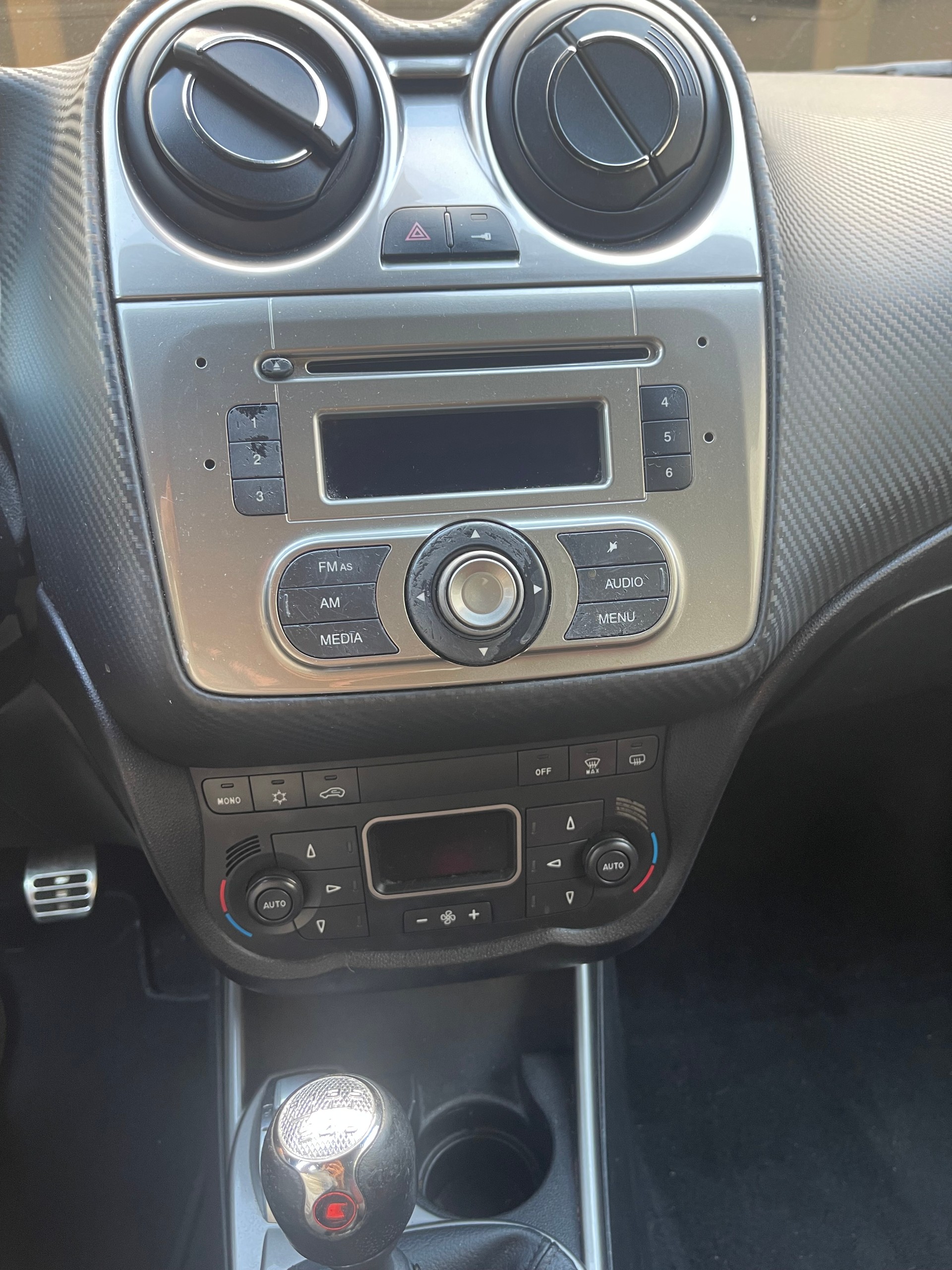 ALFA ROMEO MiTo 1.4 TB Quadrifoglio Verde-image-11