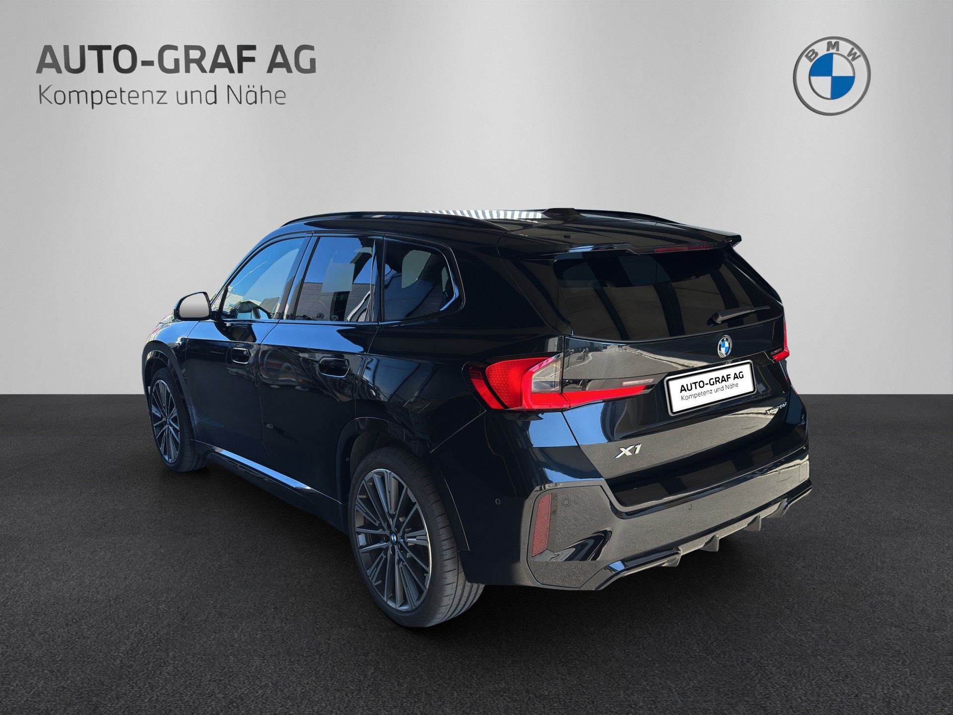 BMW X1 23d M Sport xDrive paddles-showroom-element-2