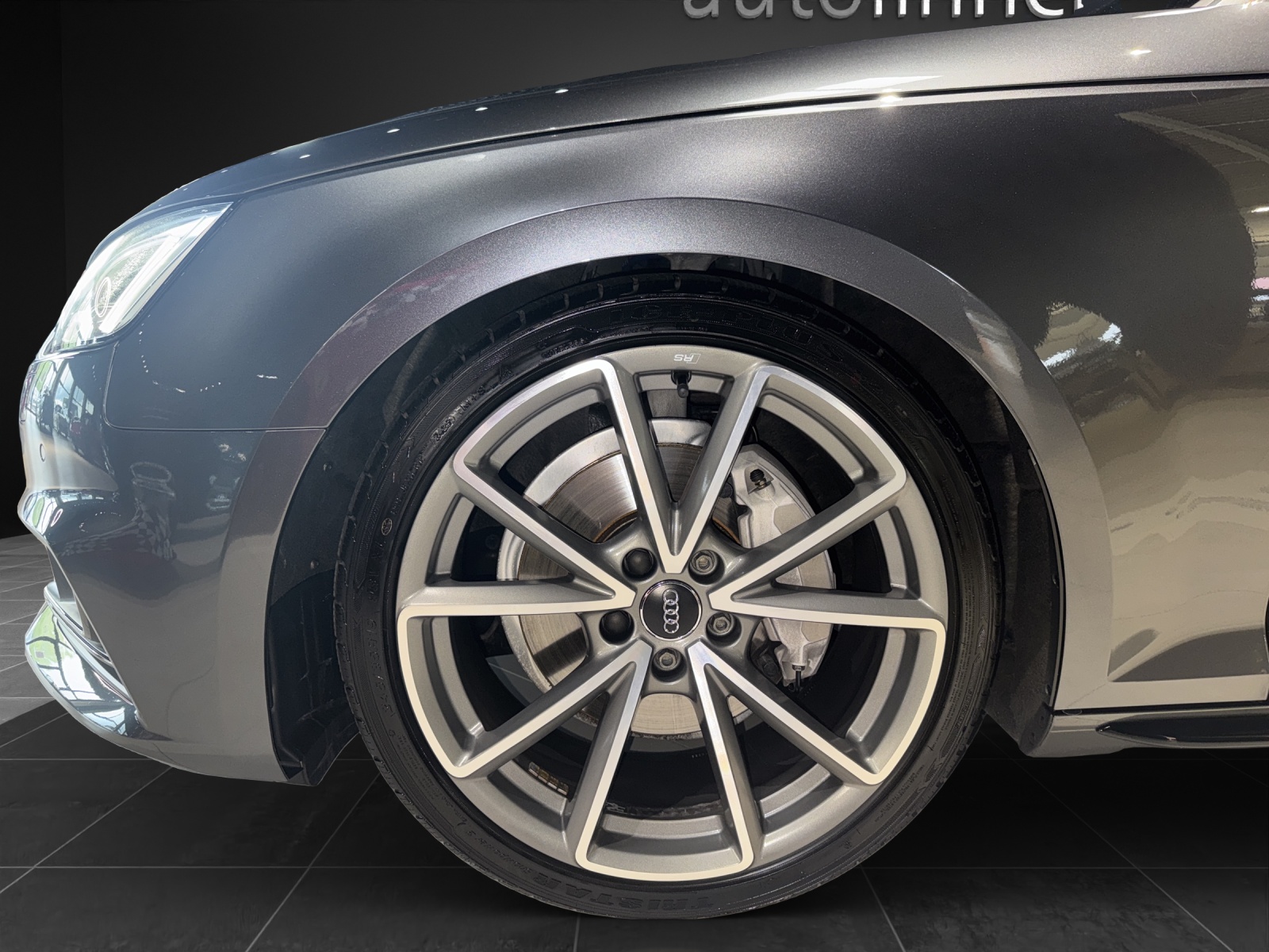 AUDI A4 Avant 3.0 TDI Sport quattro S-tronic-image-13