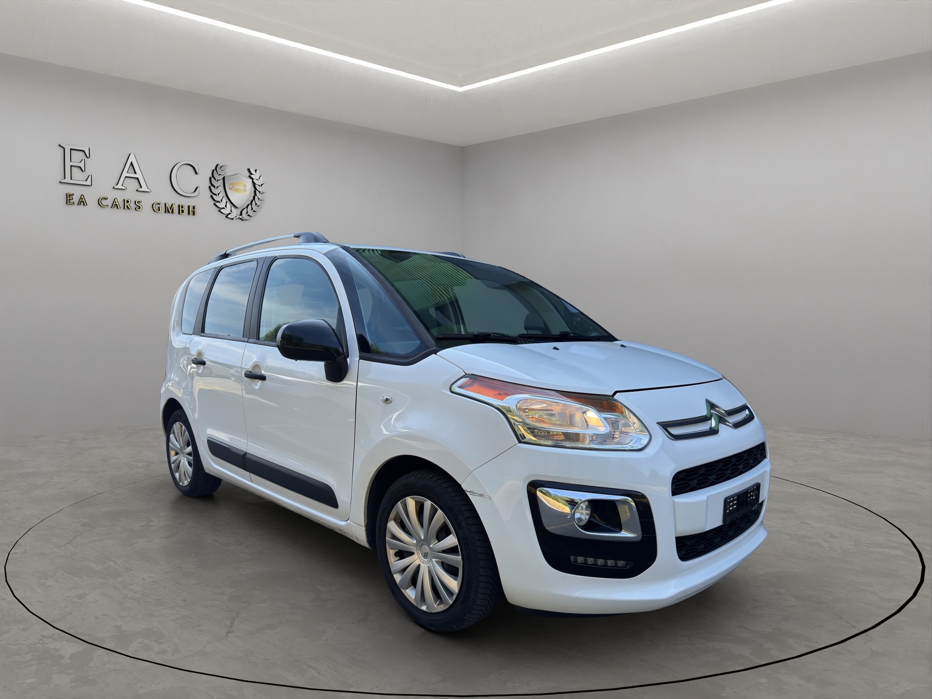 CITROEN C3 Picasso 1.2 Pure Tech Attraction-image-5