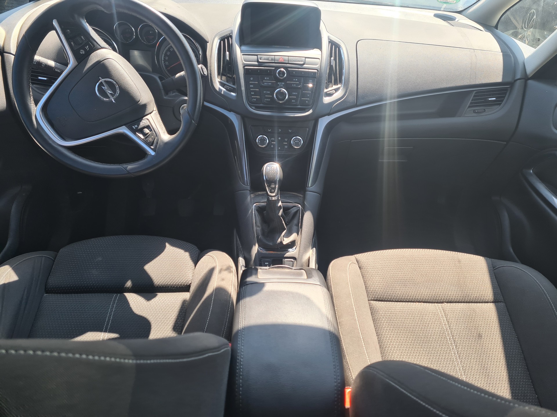 OPEL Zafira Tourer 2.0 CDTi Sport-image-9