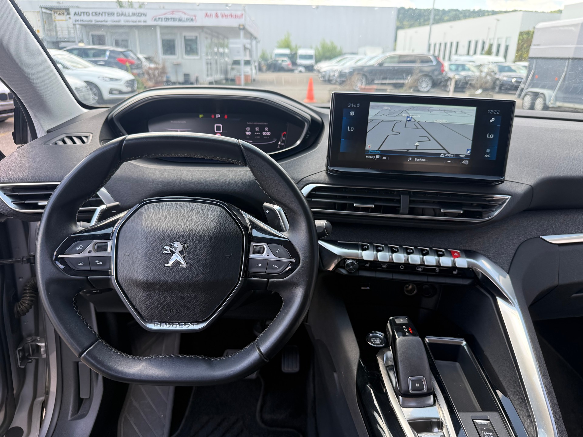 PEUGEOT 5008 1.5 BlueHDi Allure Pack EAT8-image-2