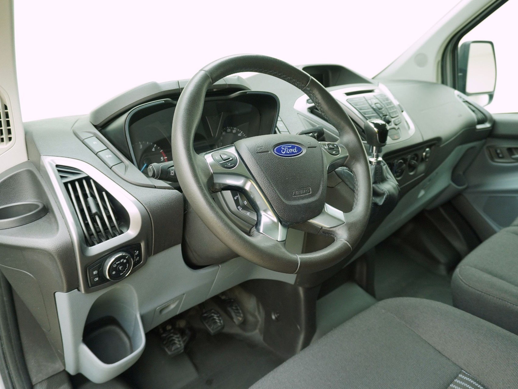 FORD Transit Custom C Kombi 310 L1 2.0 TDCi 105 Trend-image-8
