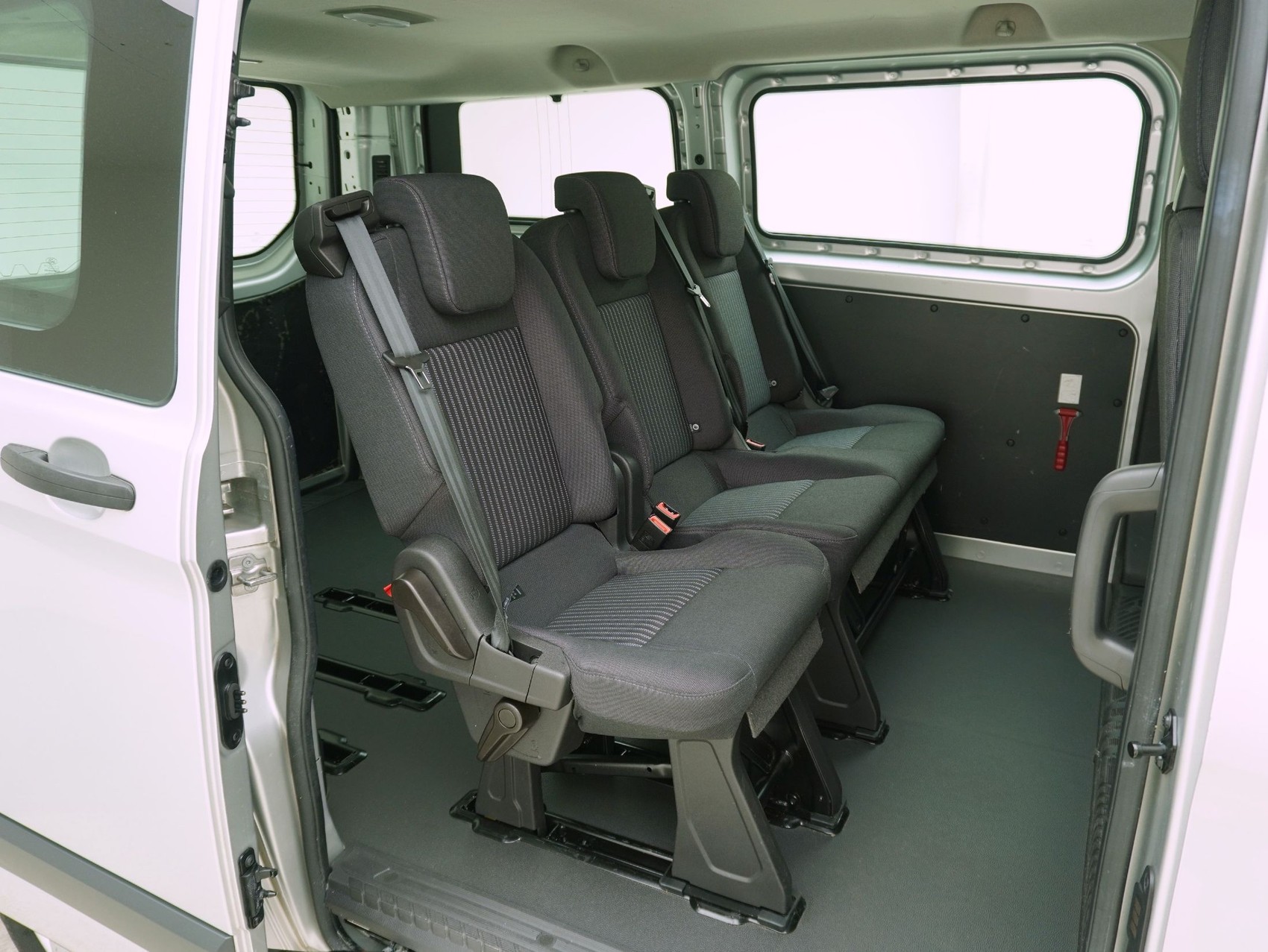 FORD Transit Custom C Kombi 310 L1 2.0 TDCi 105 Trend-image-9
