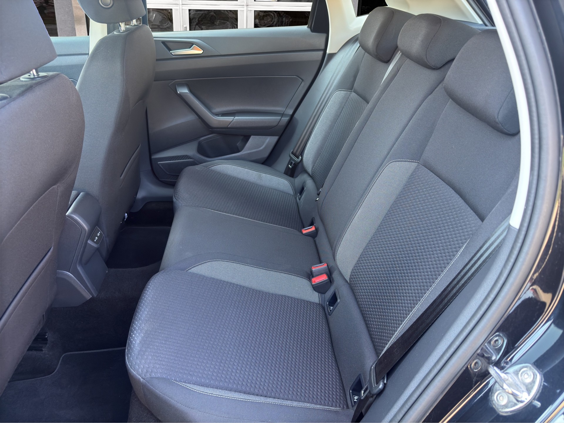 VW Polo 1.0 TSI Life-image-14