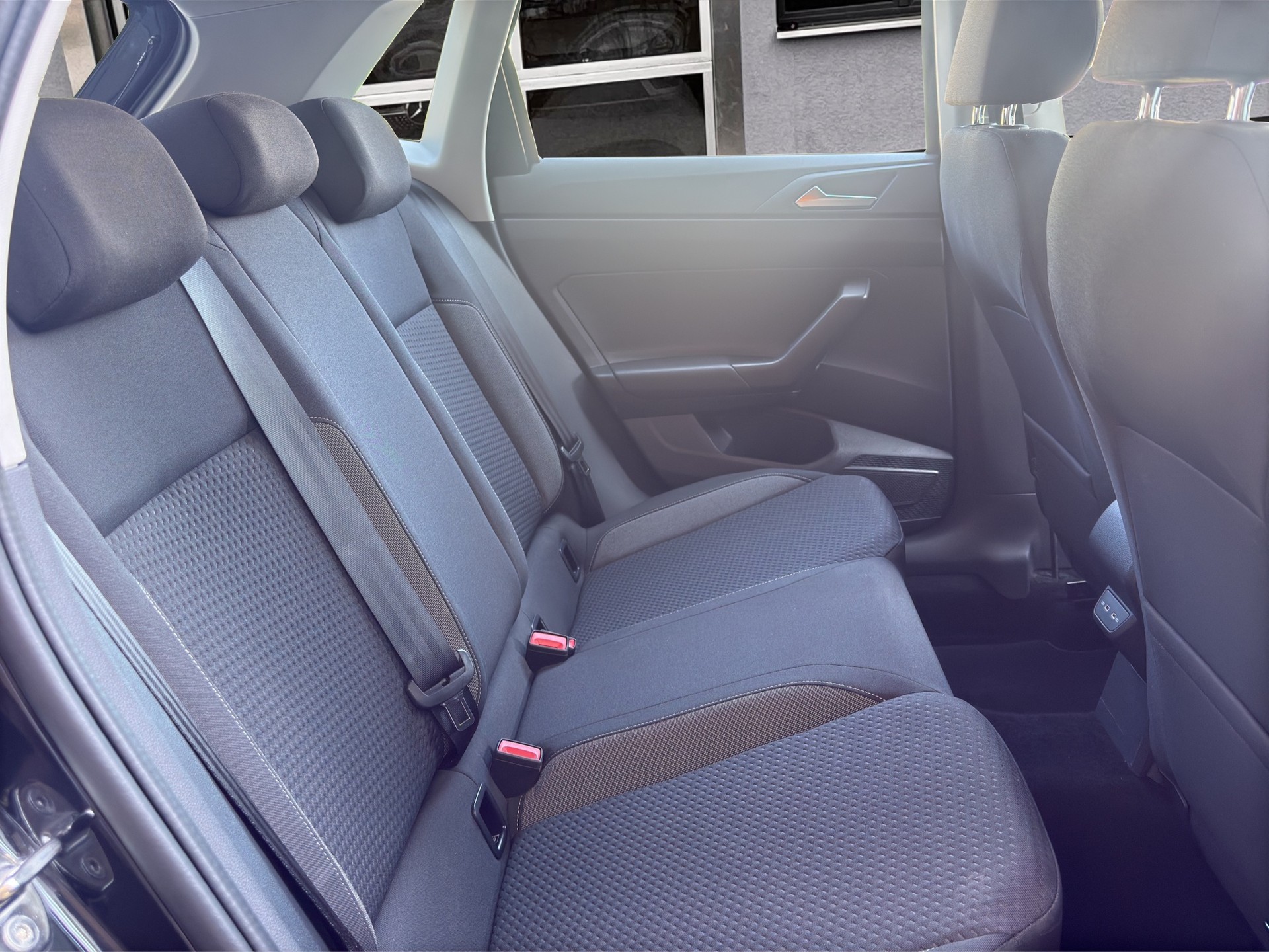 VW Polo 1.0 TSI Life-image-16