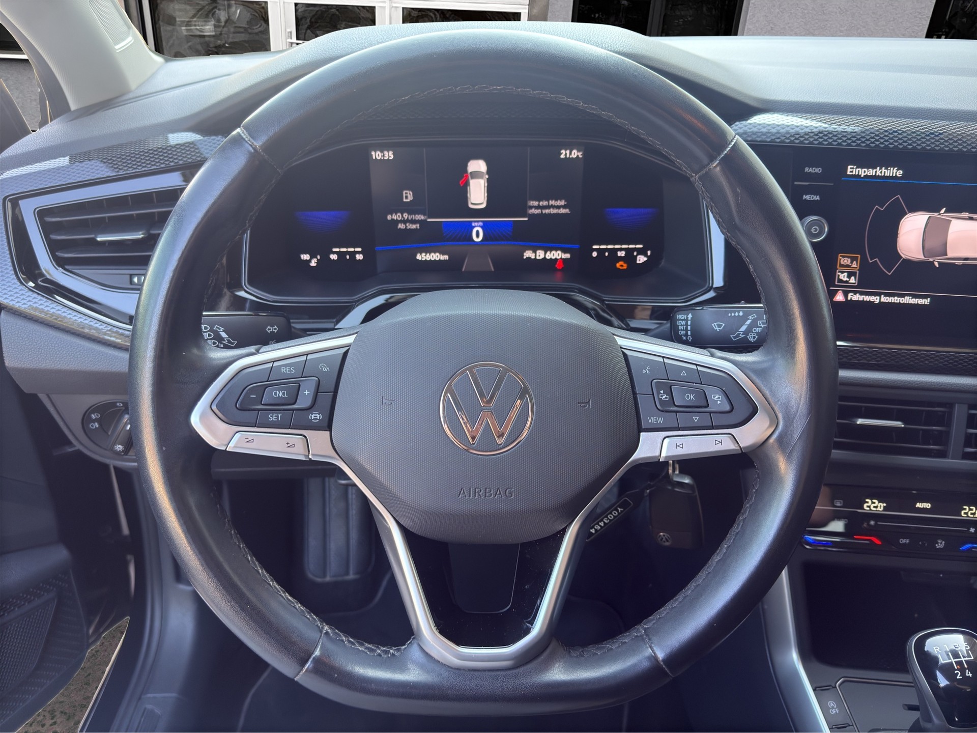 VW Polo 1.0 TSI Life-image-10