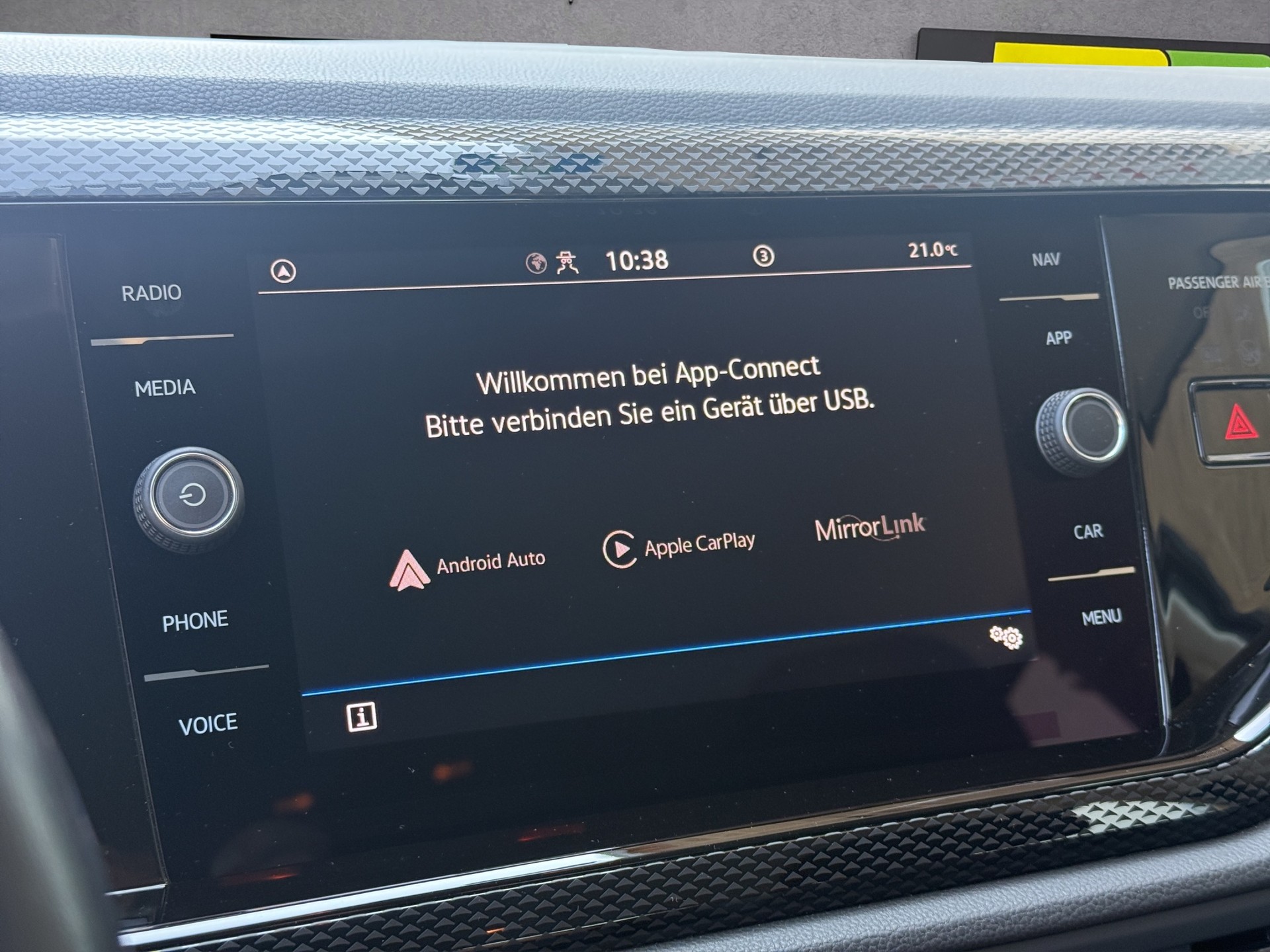 VW Polo 1.0 TSI Life-image-19