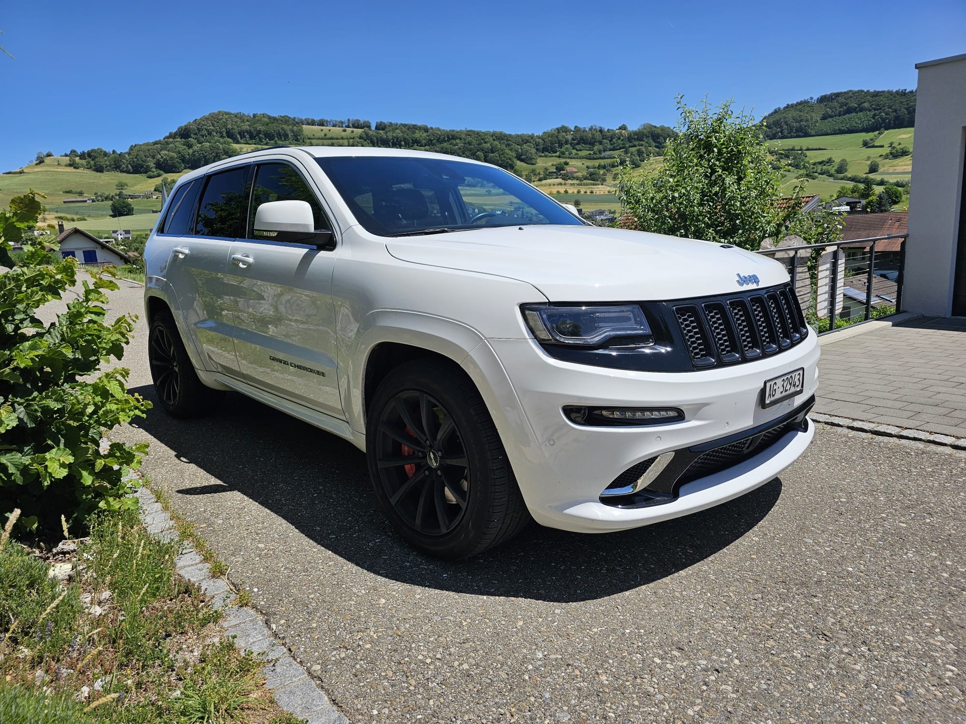 JEEP 6.4 V8 HEMI SRT8-image-0
