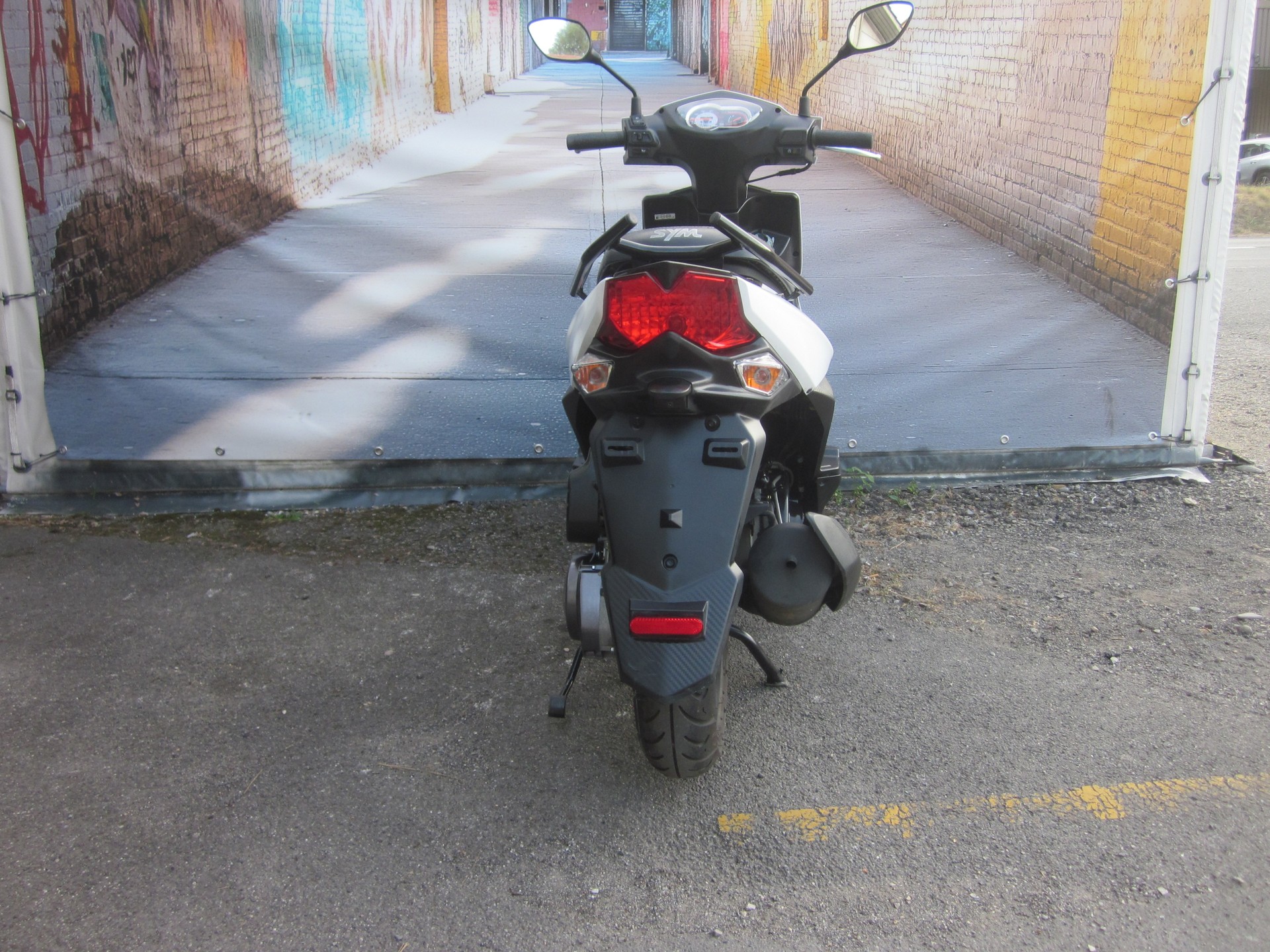 SYM III-image-3