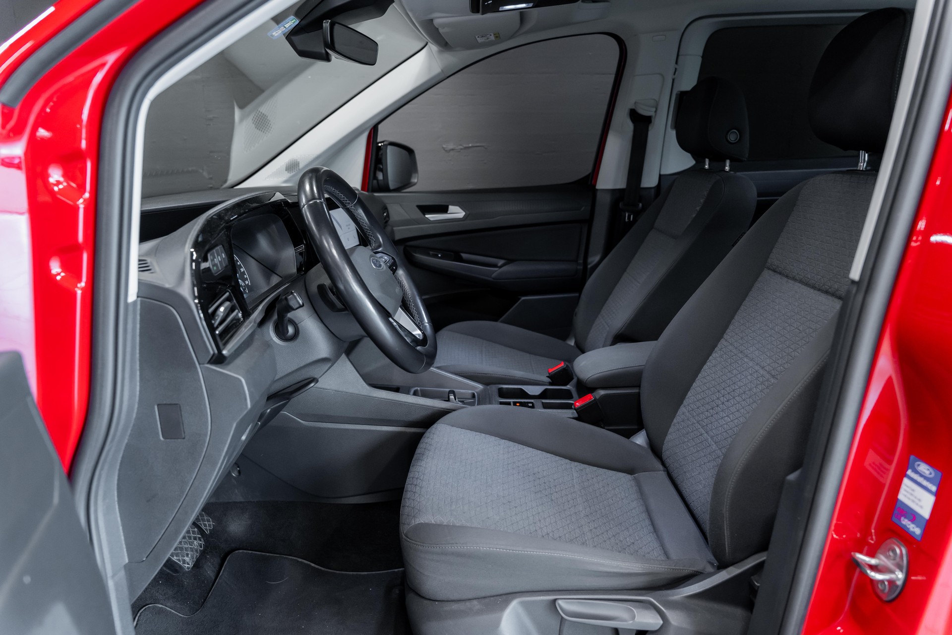 FORD Grand Tourneo Connect 2.0 EcoBlue Titanium Automat / CH Auto-image-10