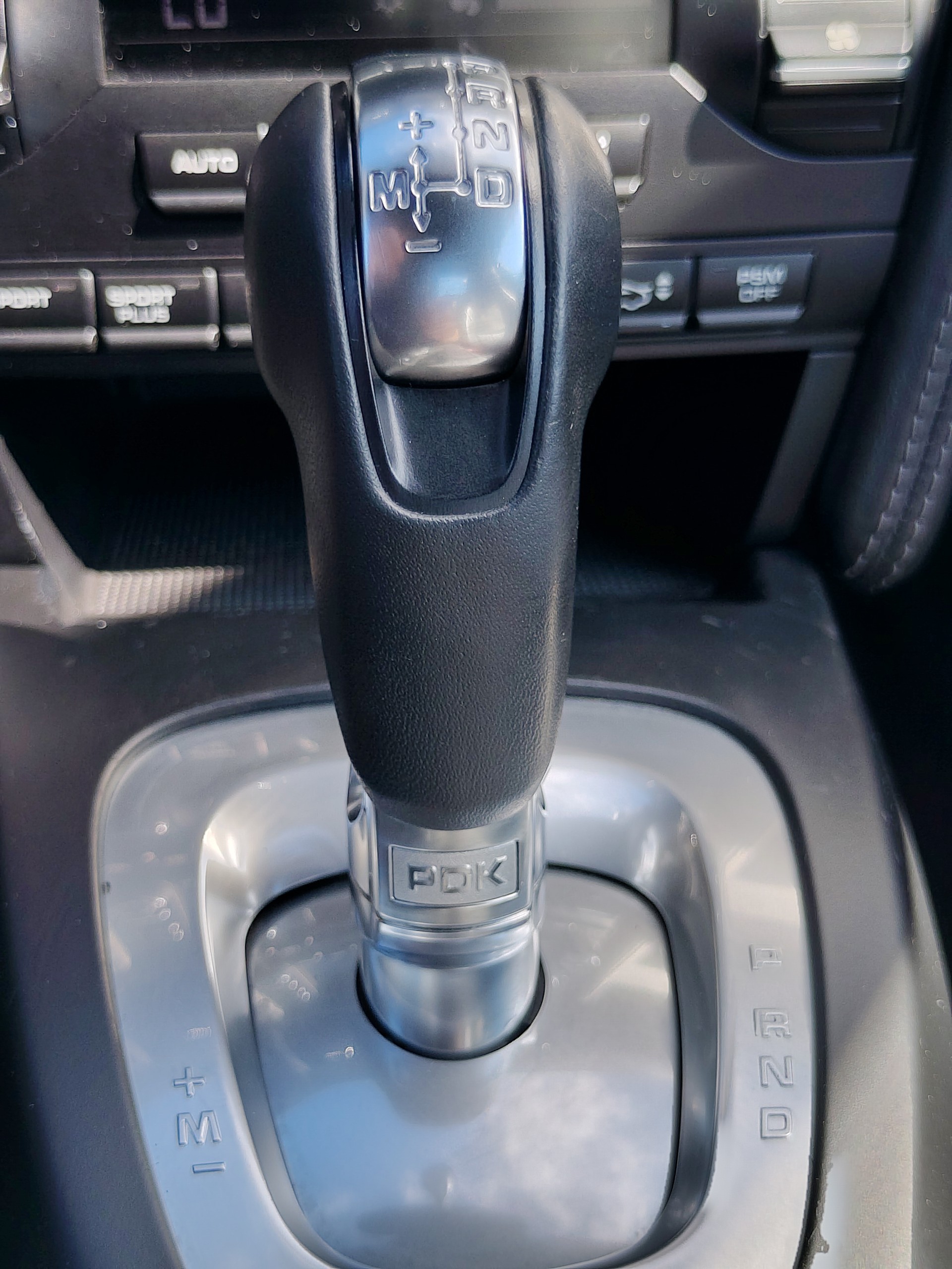 PORSCHE 911 Cabrio Carrera 4S PDK-image-11