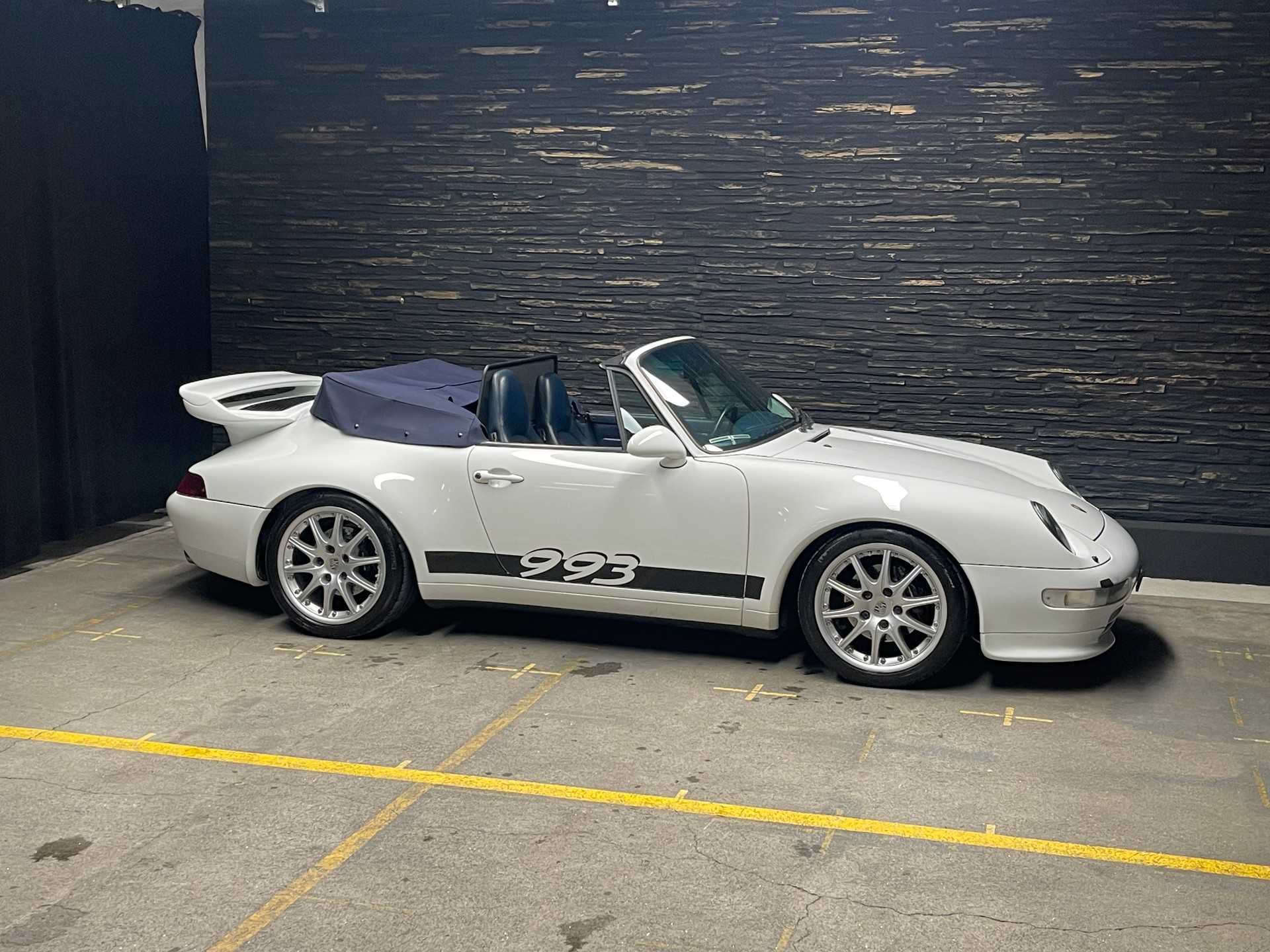 PORSCHE 911-image-0