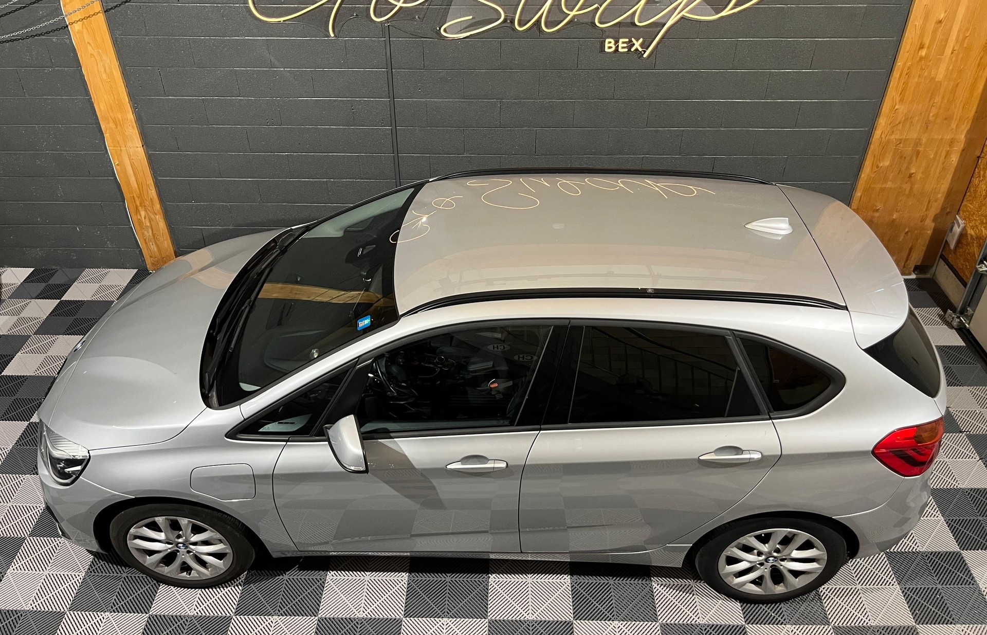 BMW 225xe iPerformance Active Tourer Steptronic-image-6