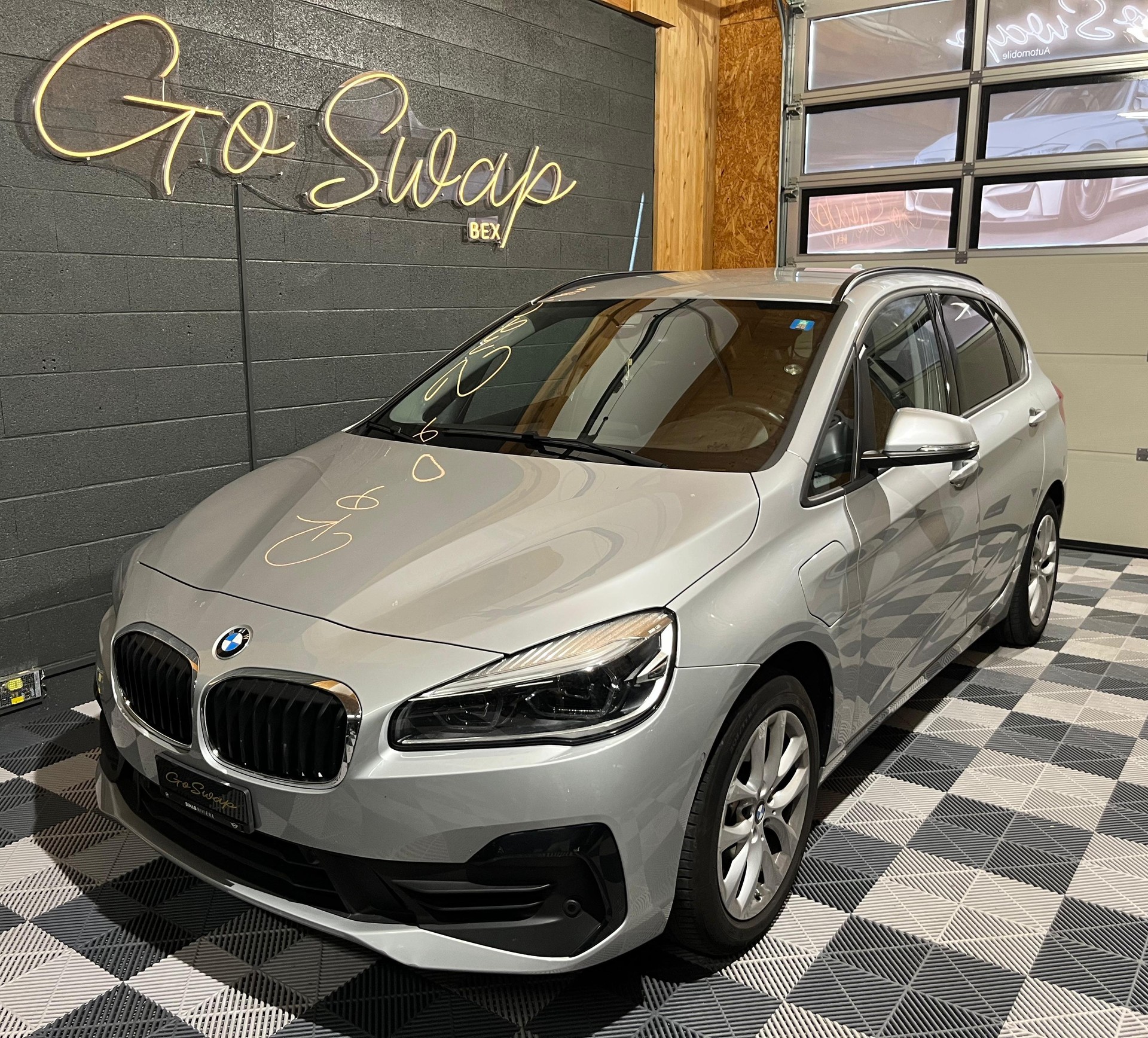 BMW 225xe iPerformance Active Tourer Steptronic-image-4