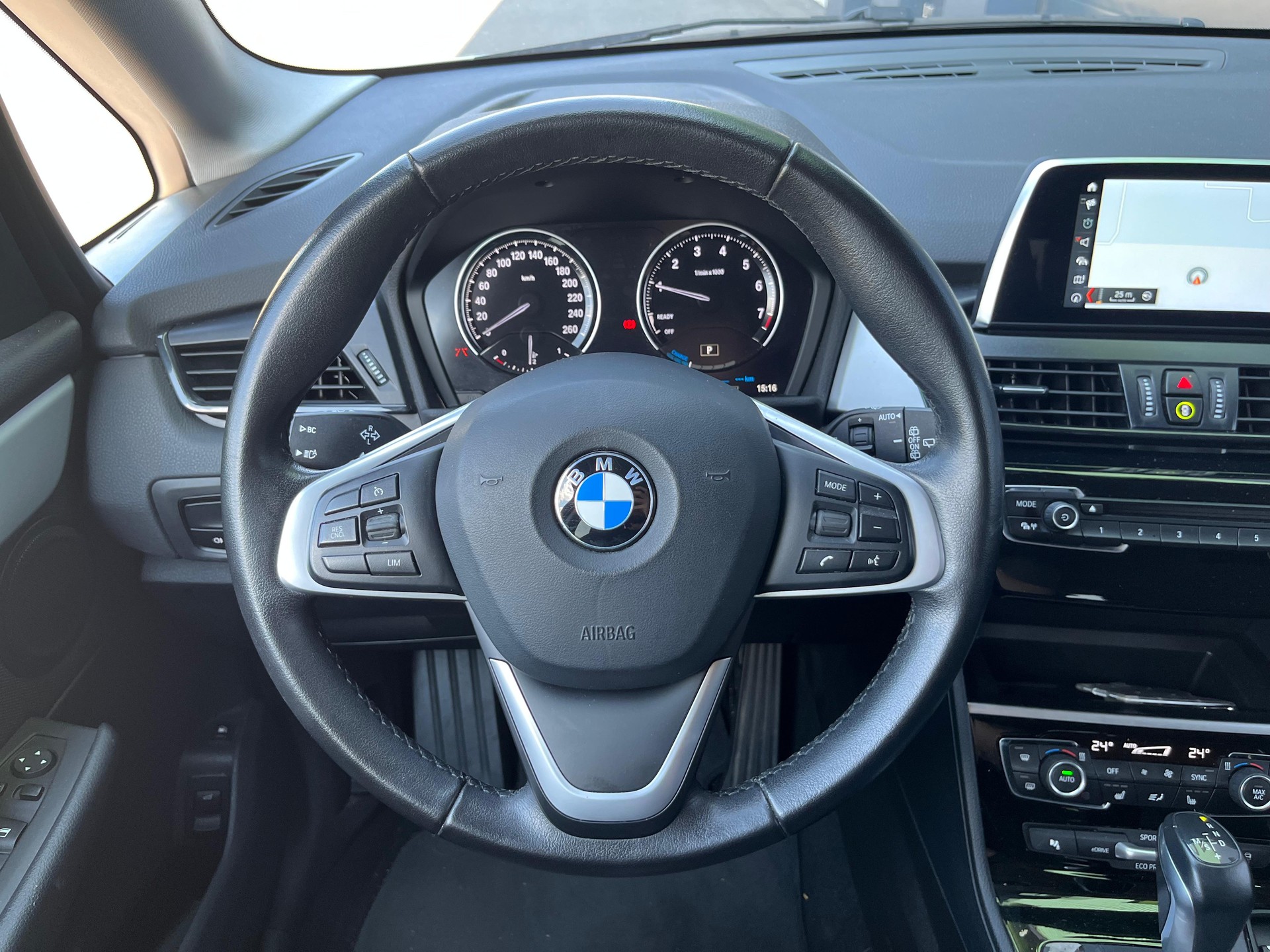 BMW 225xe iPerformance Active Tourer Steptronic-image-14
