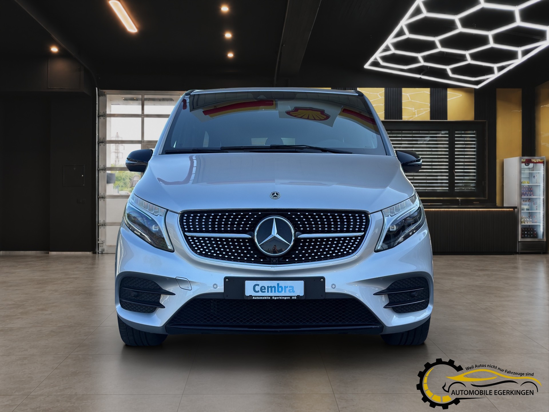 MERCEDES-BENZ V 300 d extralang Avantgarde 4Matic 9G-Tronic-image-1