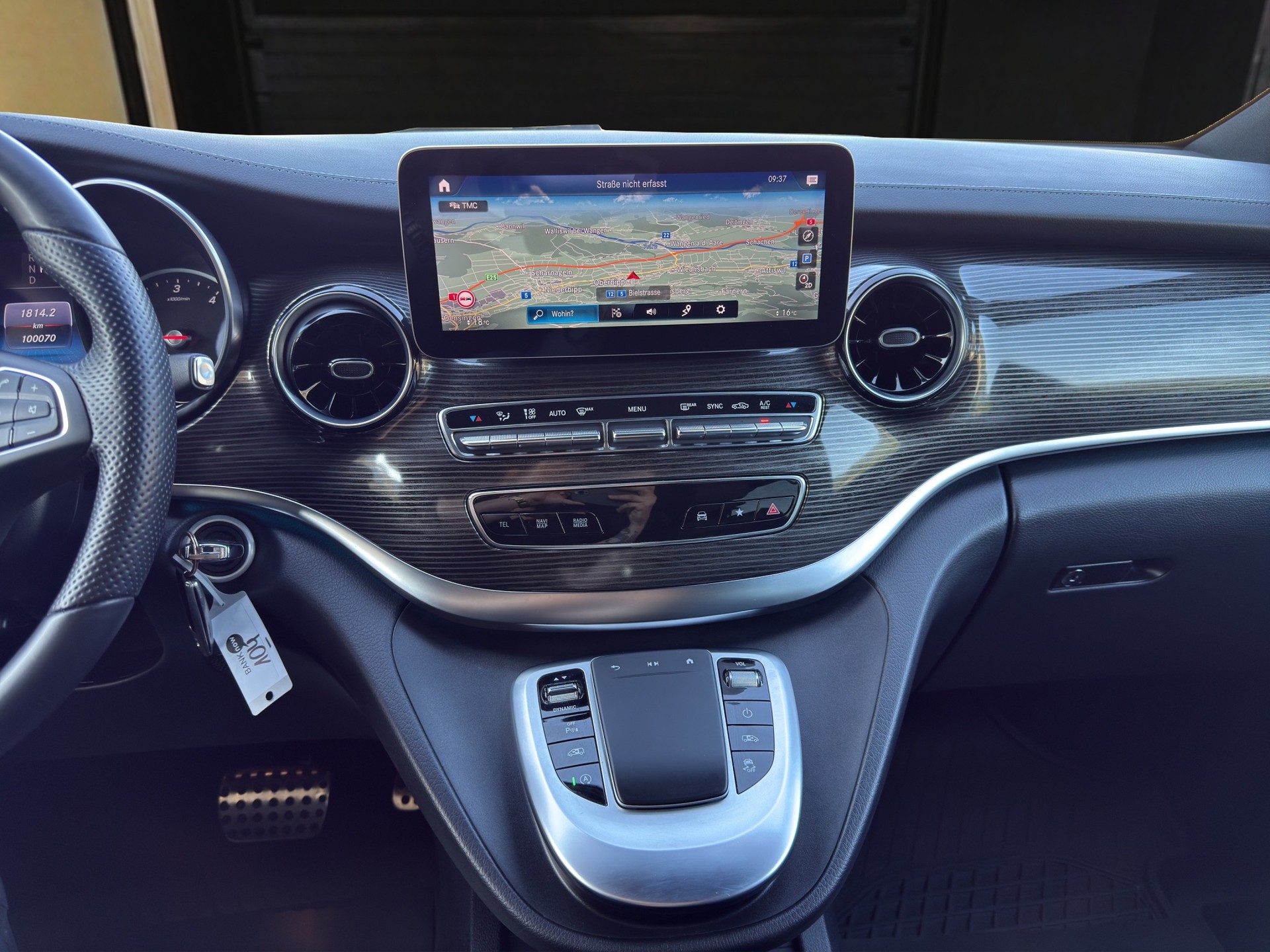 MERCEDES-BENZ V 300 d extralang Avantgarde 4Matic 9G-Tronic-image-15