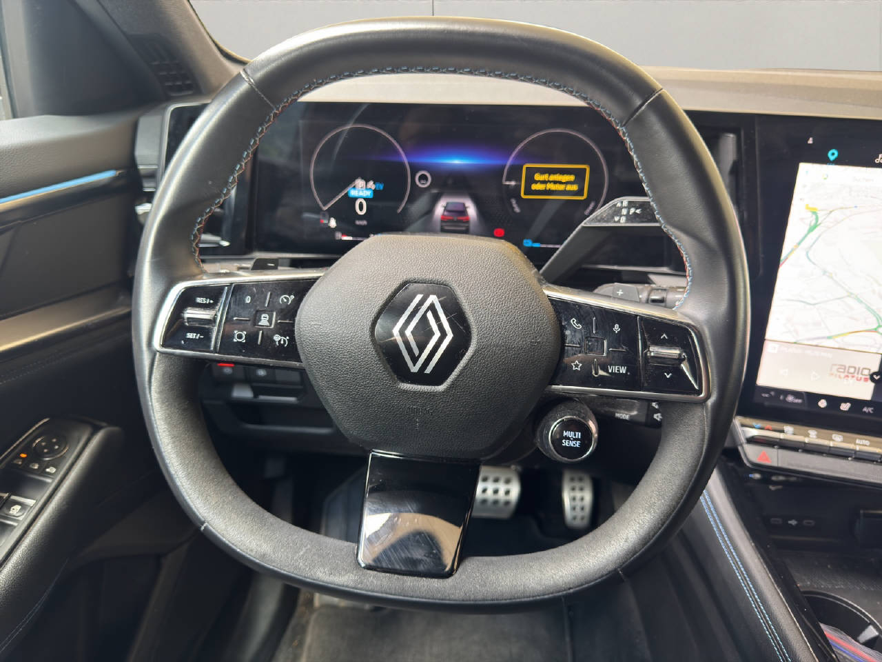 RENAULT Austral 1.2 E-Tech iconic esprit Alpine Voll-Hybrid 200PS-image-11