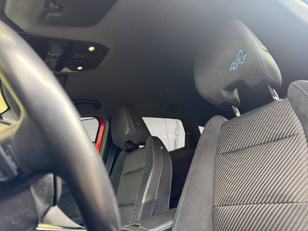 RENAULT Austral 1.2 E-Tech iconic esprit Alpine Voll-Hybrid 200PS-image-2