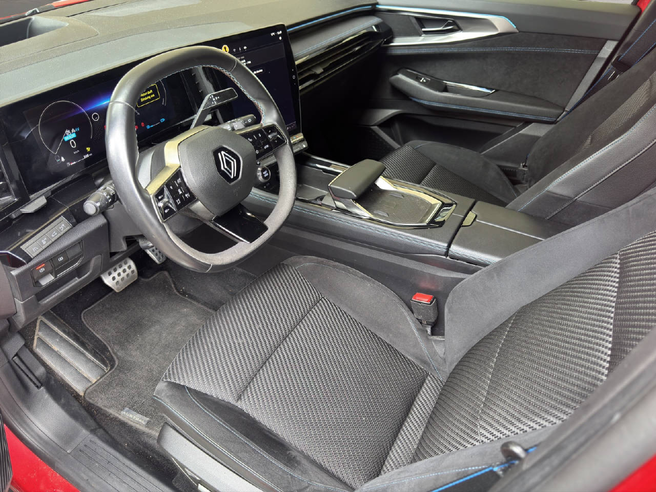 RENAULT Austral 1.2 E-Tech iconic esprit Alpine Voll-Hybrid 200PS-image-12