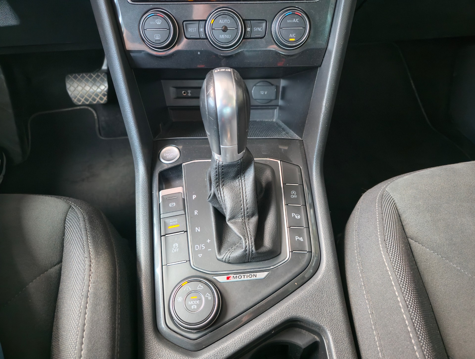 VW Tiguan 2.0TSI High 4M-image-8