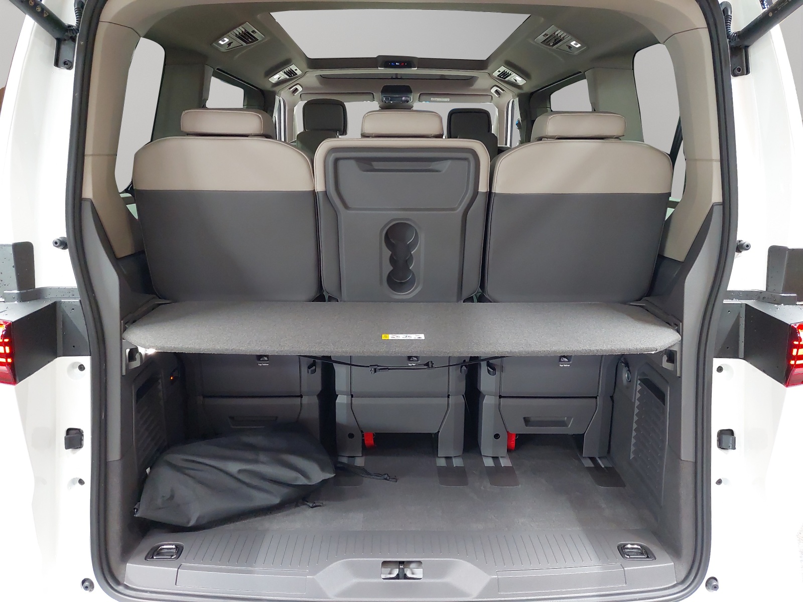 VW Multivan 1.5 eHybrid Life Edition 4Motion DSG-image-10