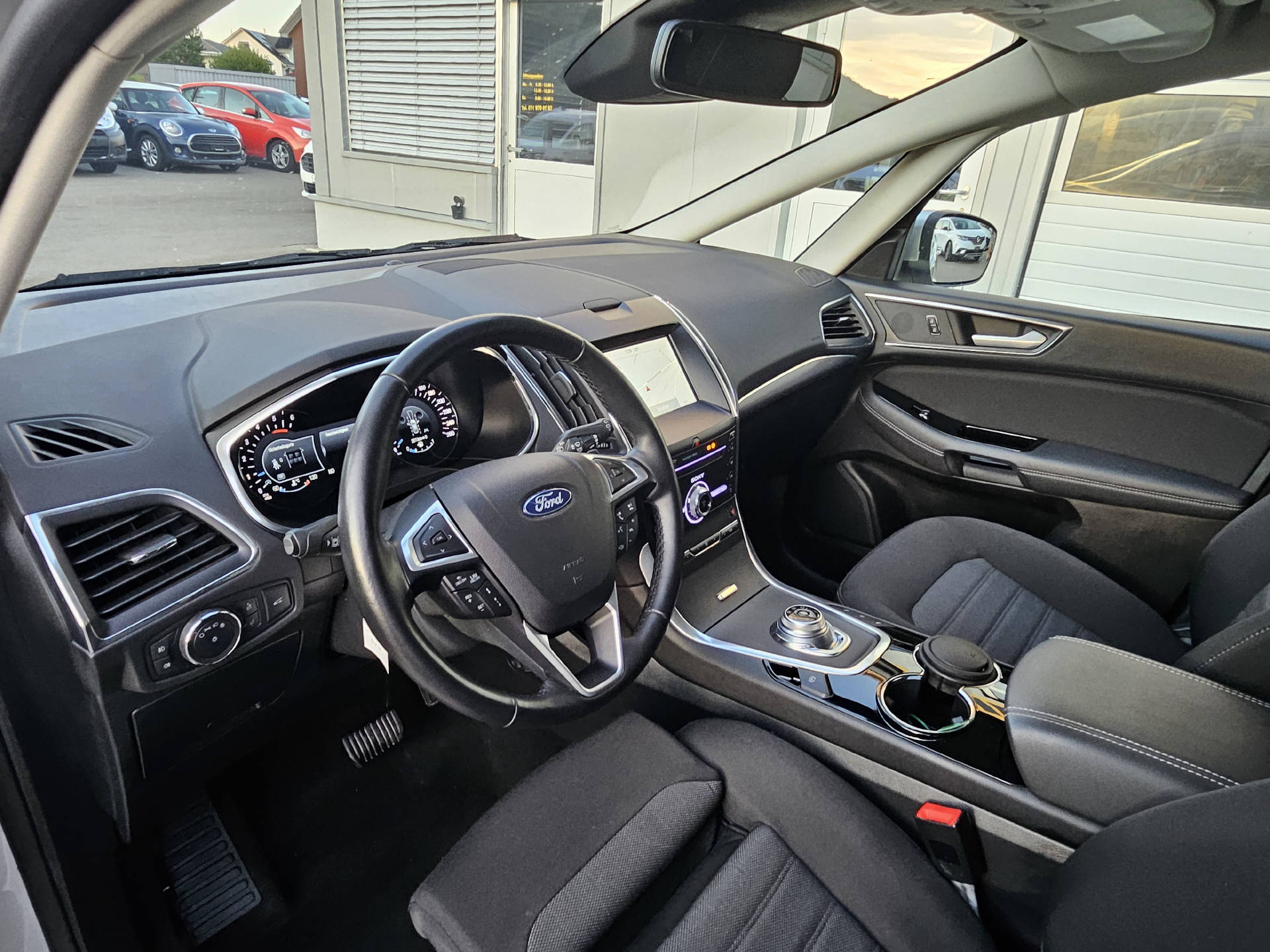 FORD S-Max 2.0 TDCi 150 Titanium * ACC * Rückfahrkamera * Front Kamera * AHK*-image-19