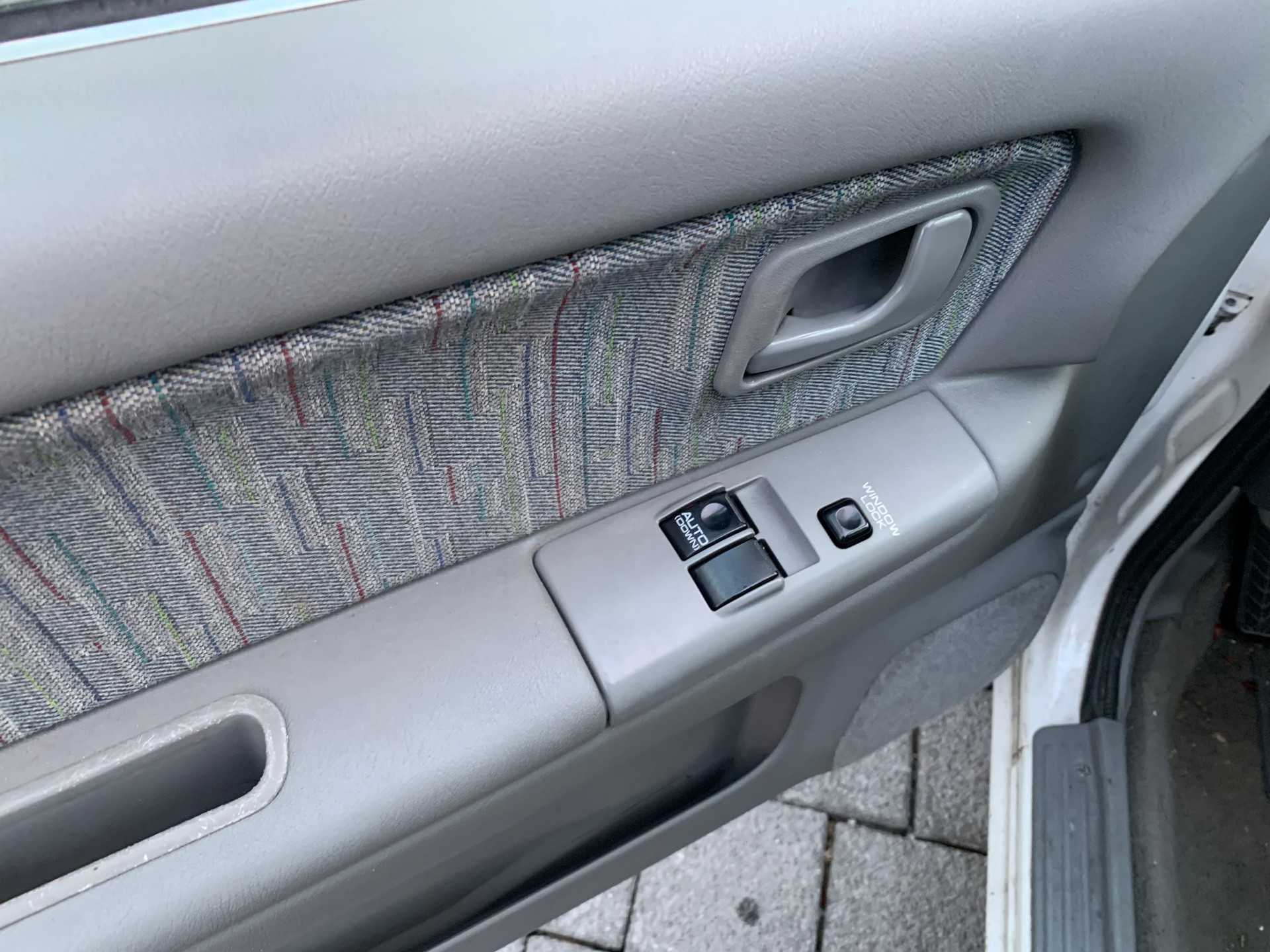 MITSUBISHI Space R 1.8 GLXi 4x4-image-7