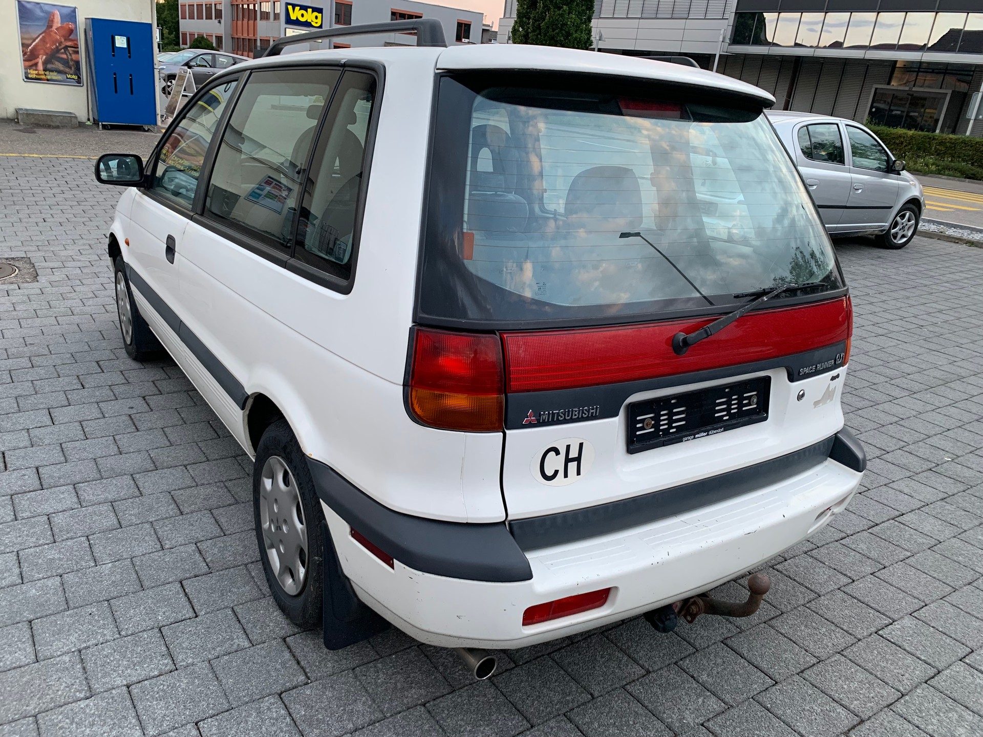 MITSUBISHI Space R 1.8 GLXi 4x4-image-2