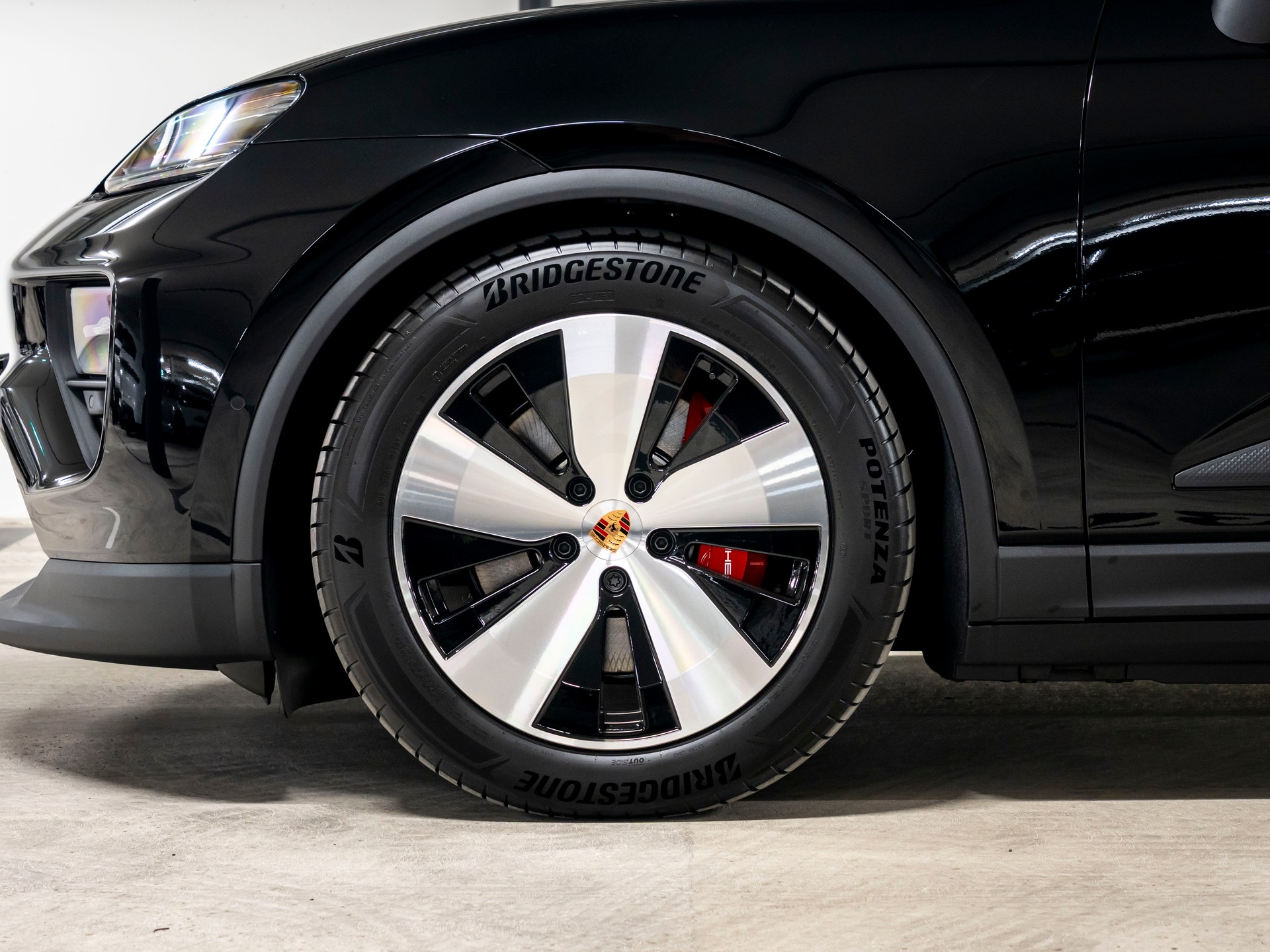 PORSCHE Macan 4 S 100kWh-image-8