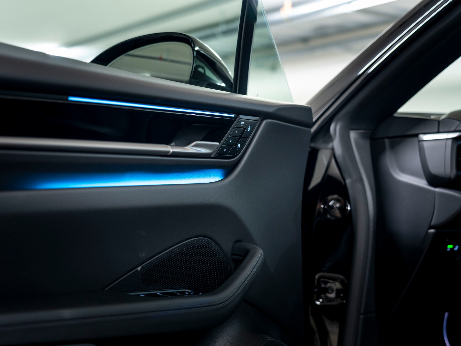 PORSCHE Macan 4 S 100kWh-image-13