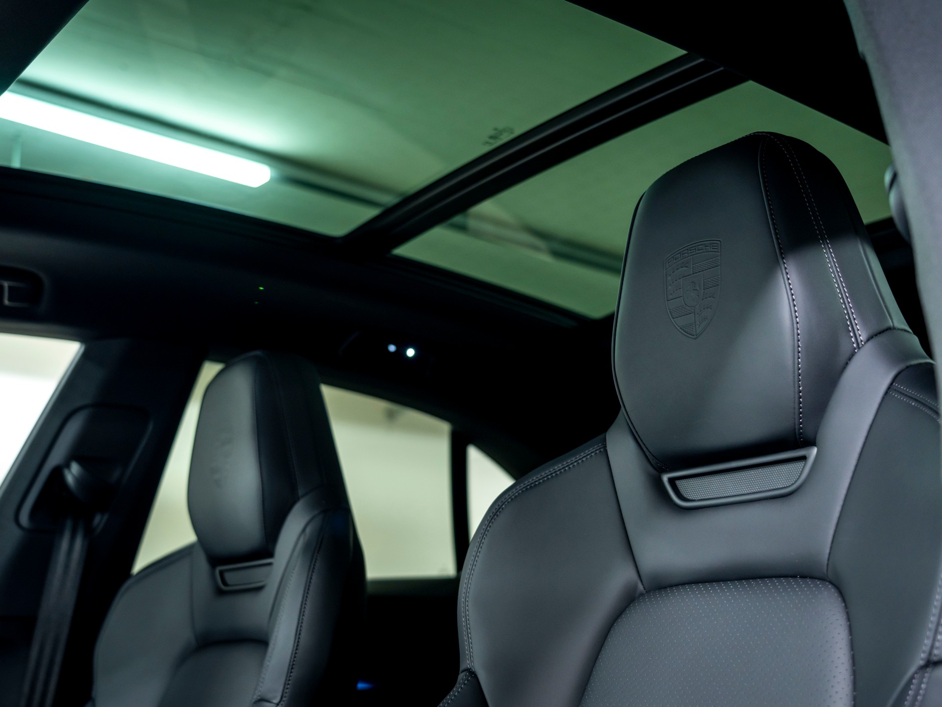 PORSCHE Macan 4 S 100kWh-image-18