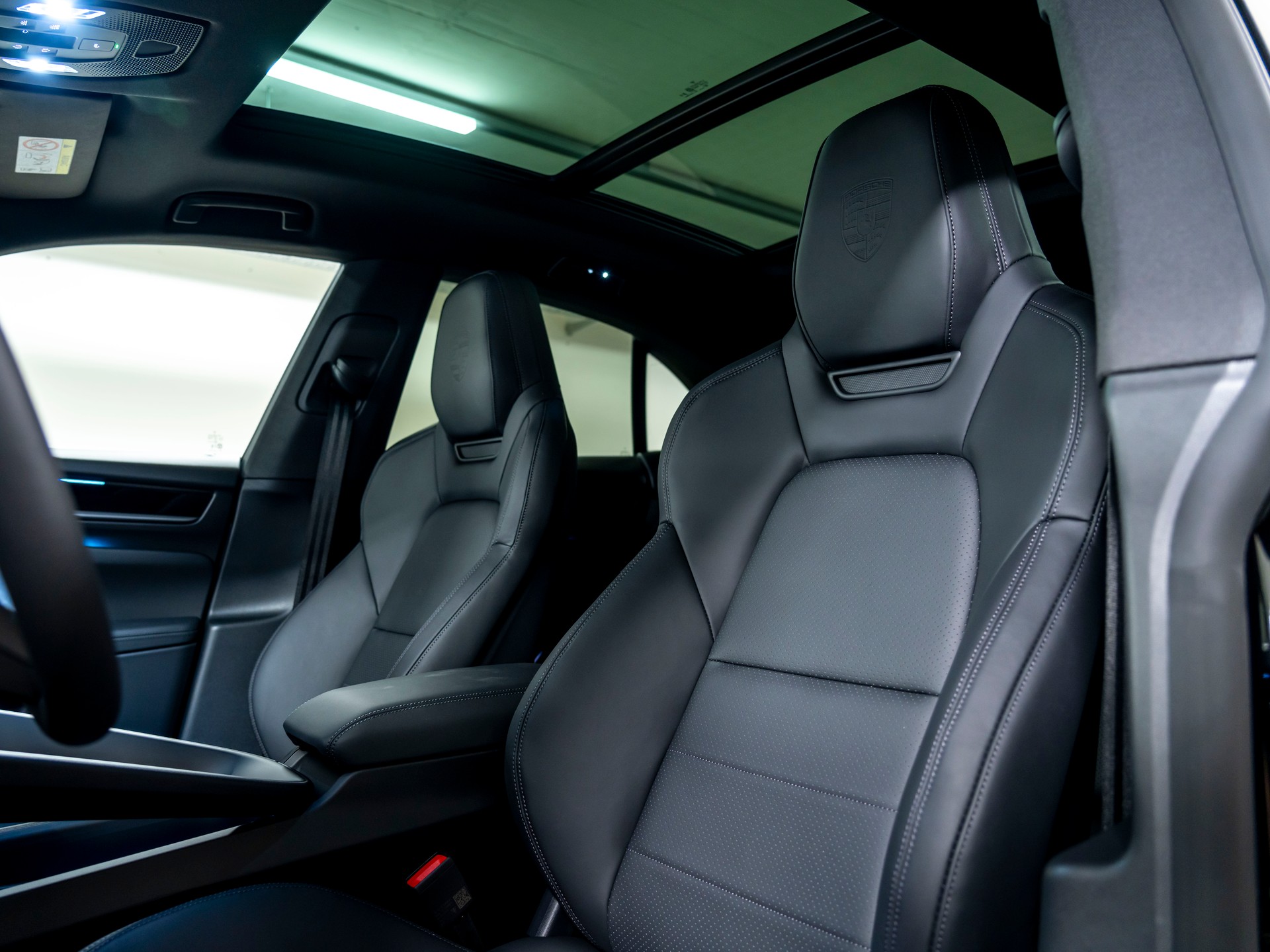 PORSCHE Macan 4 S 100kWh-image-17