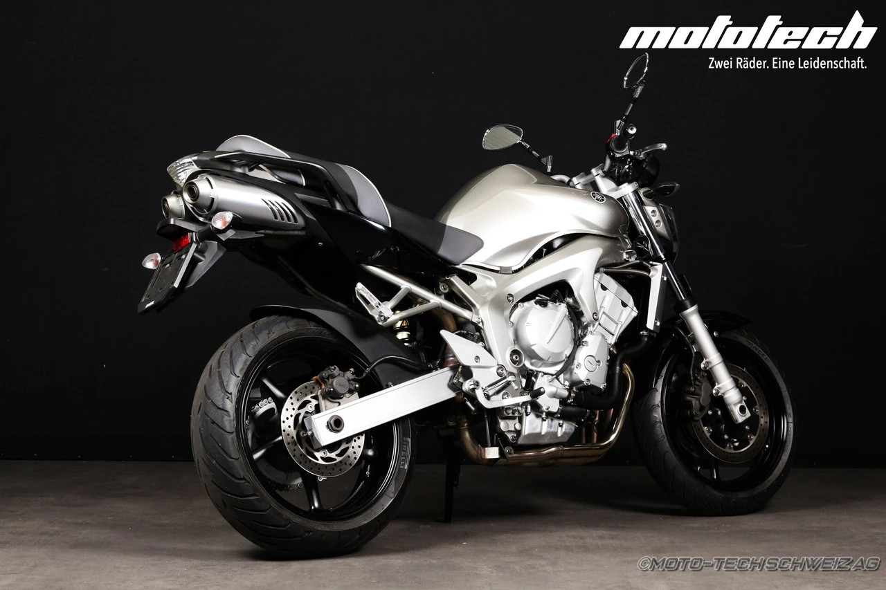 YAMAHA FZ6 N-showroom-element-1