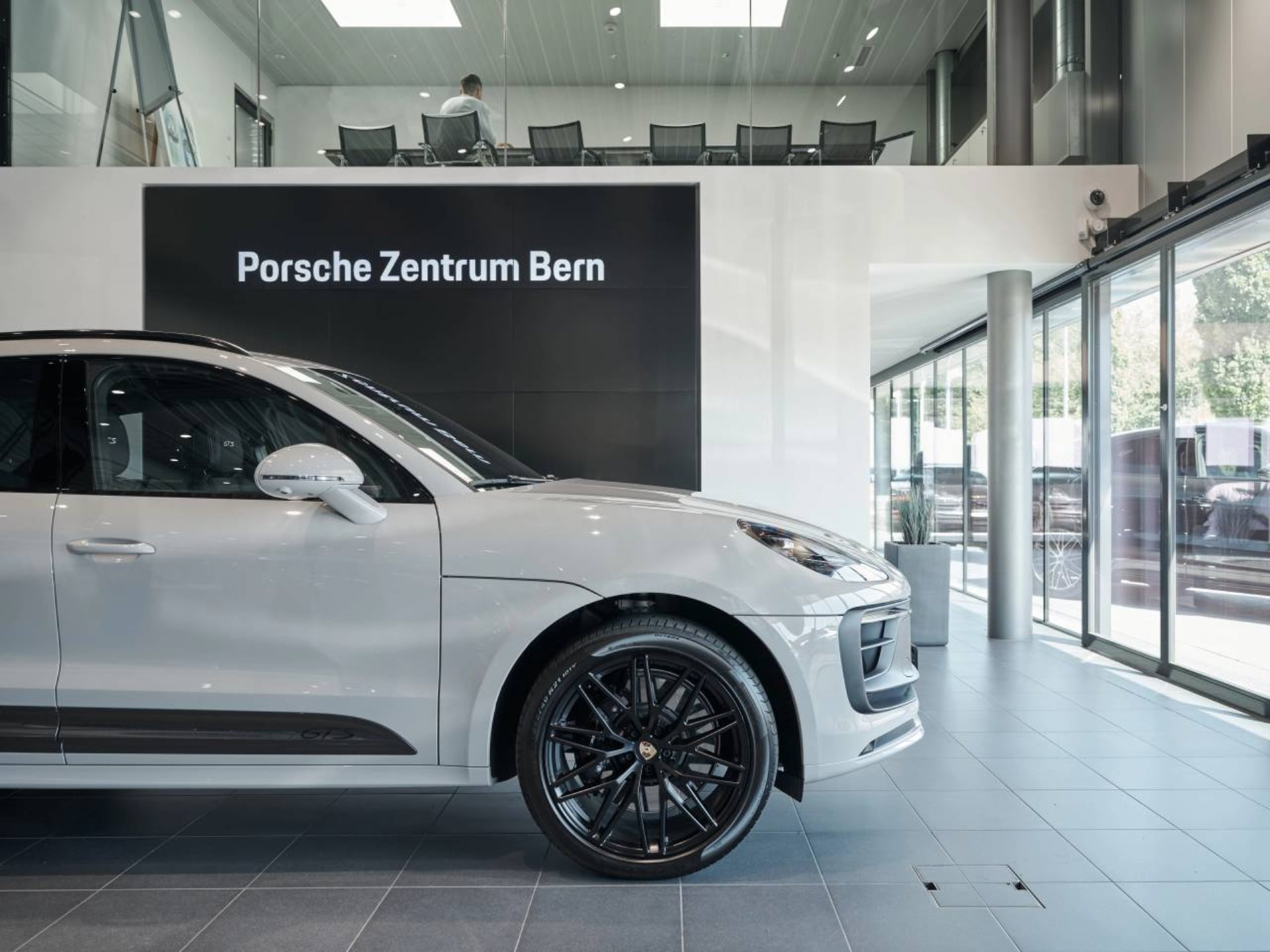 PORSCHE Macan GTS-image-10