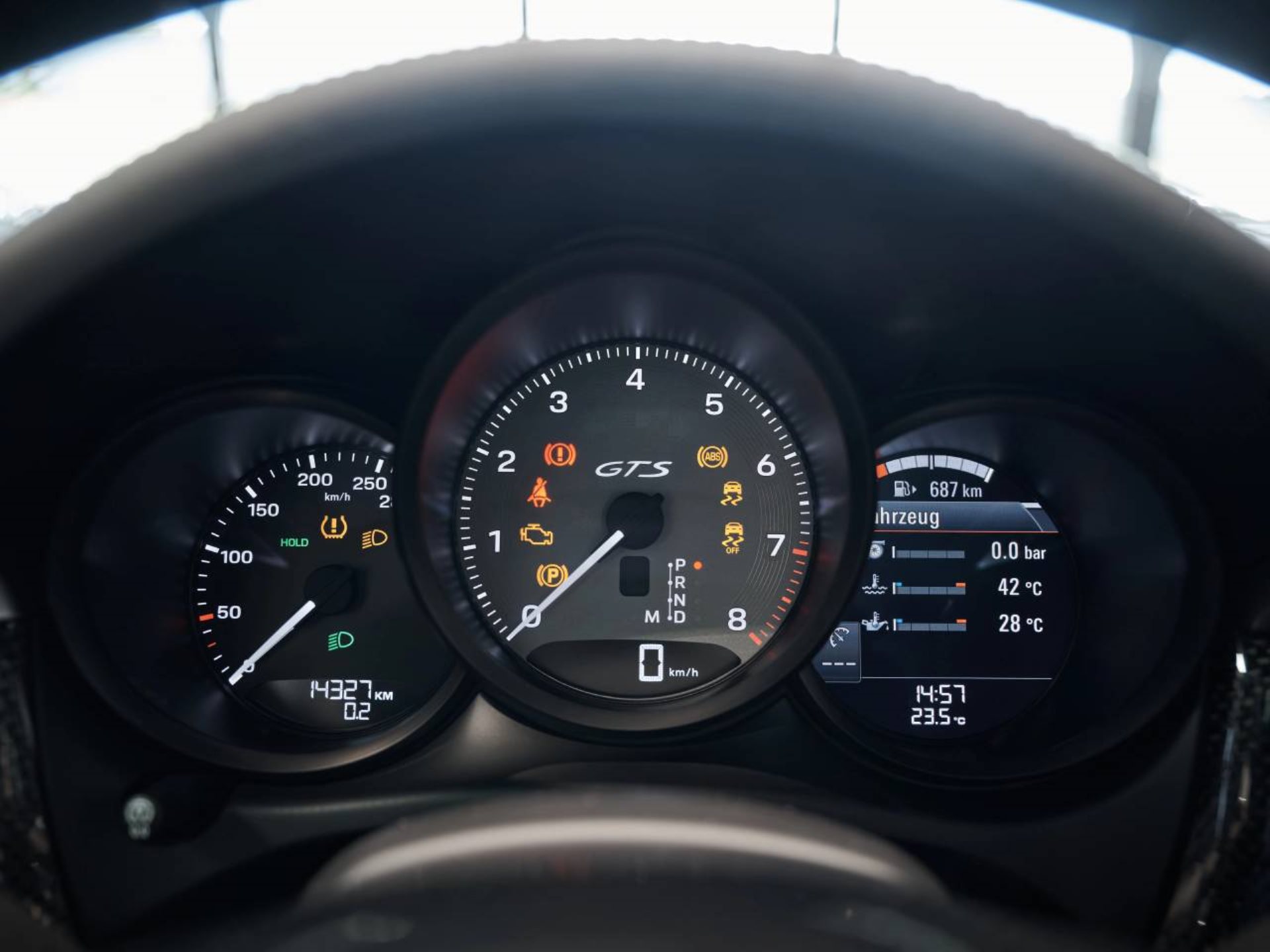 PORSCHE Macan GTS-image-15
