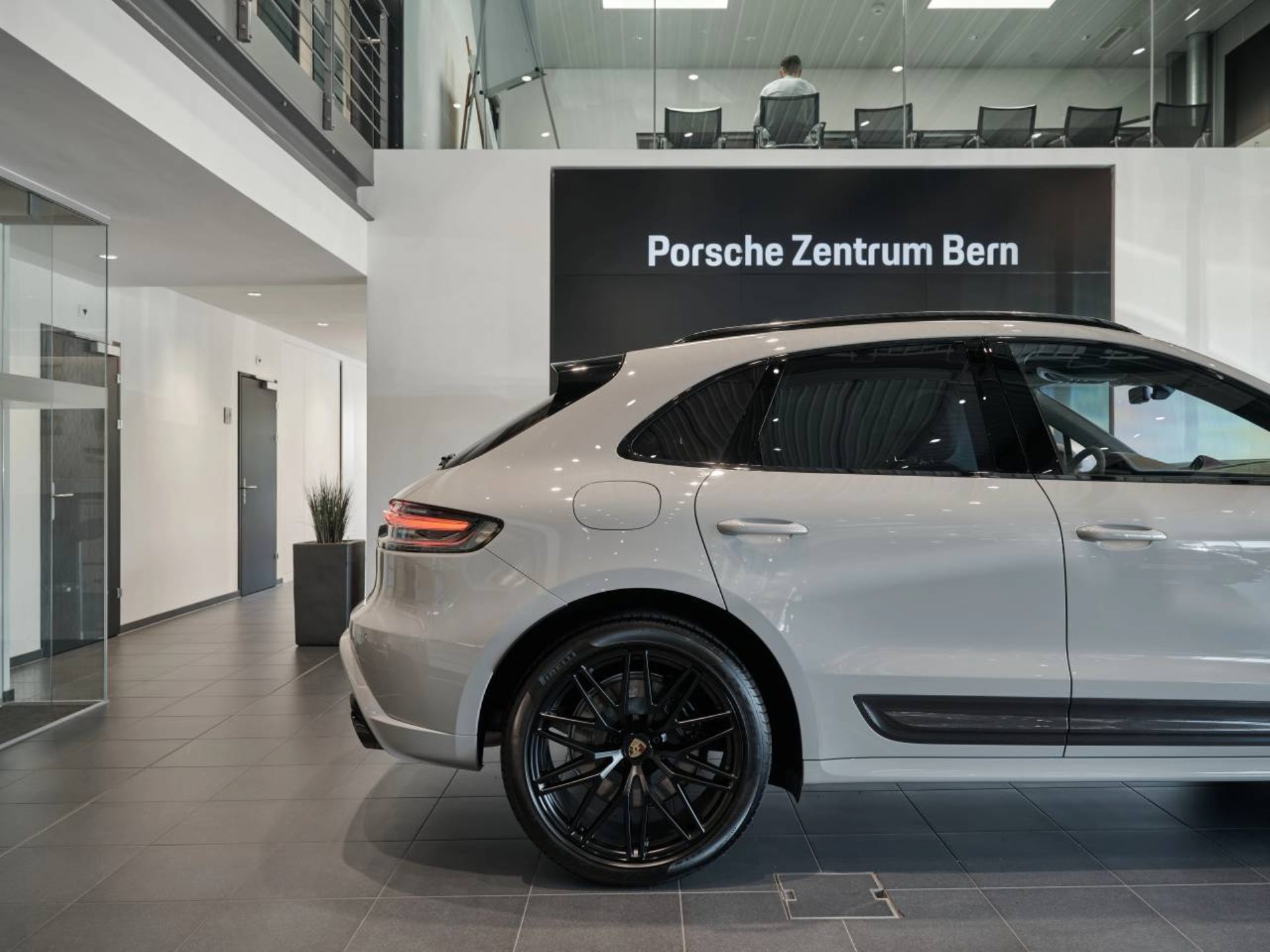 PORSCHE Macan GTS-image-9
