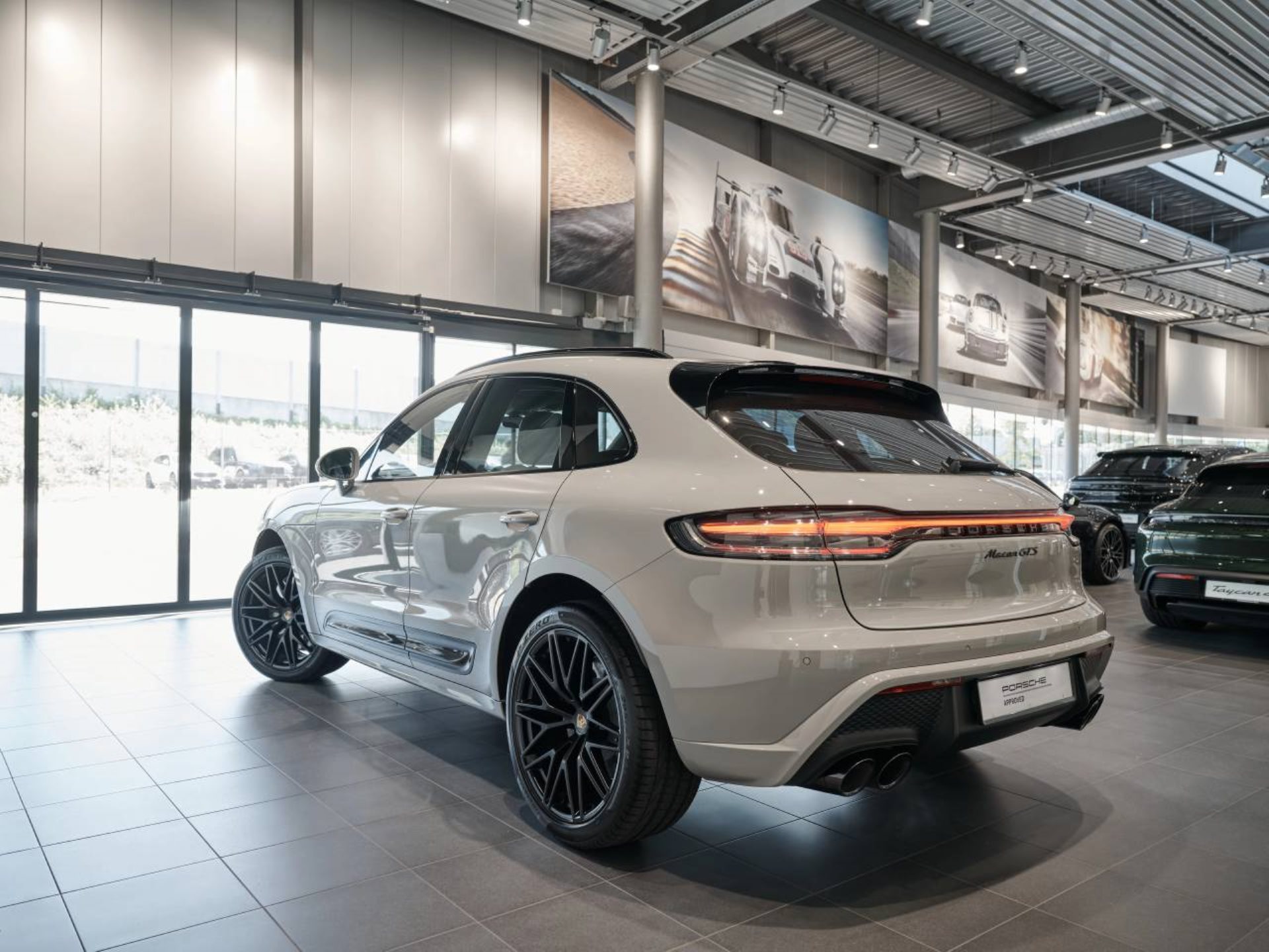 PORSCHE Macan GTS-image-6