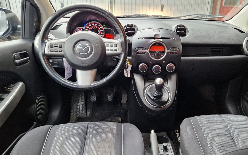 MAZDA 2 1.5i 16V MZR Sport-image-4