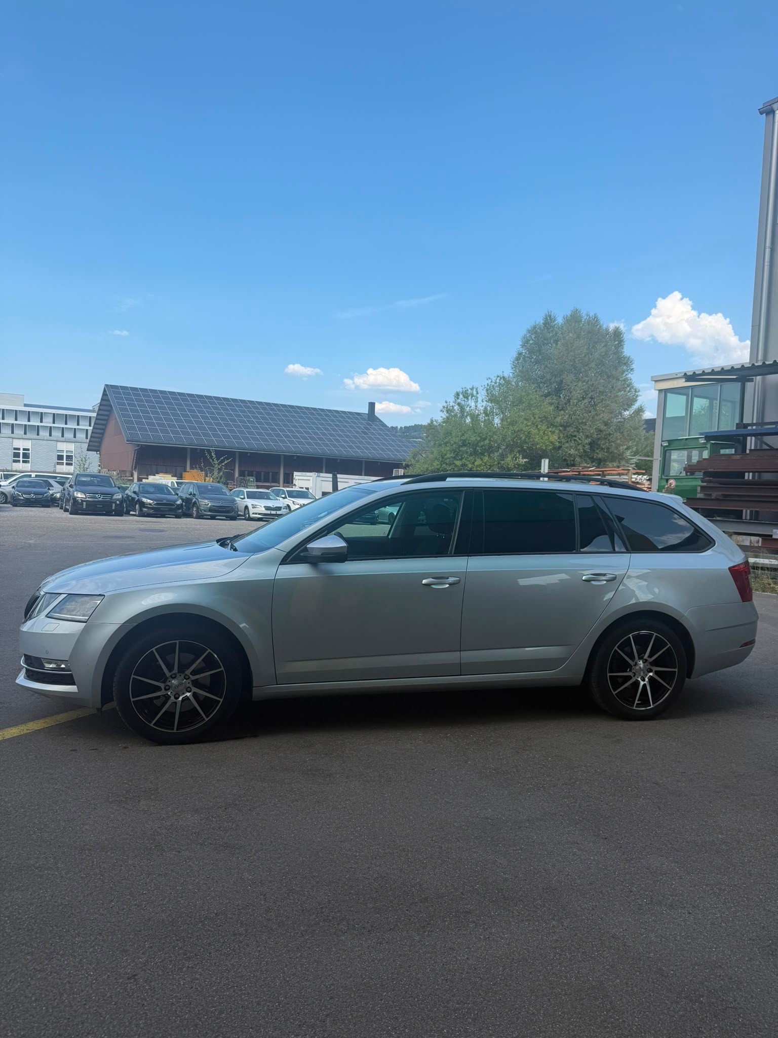 SKODA Octavia Combi 2.0 TDI Ambition 4x4 DSG-image-3