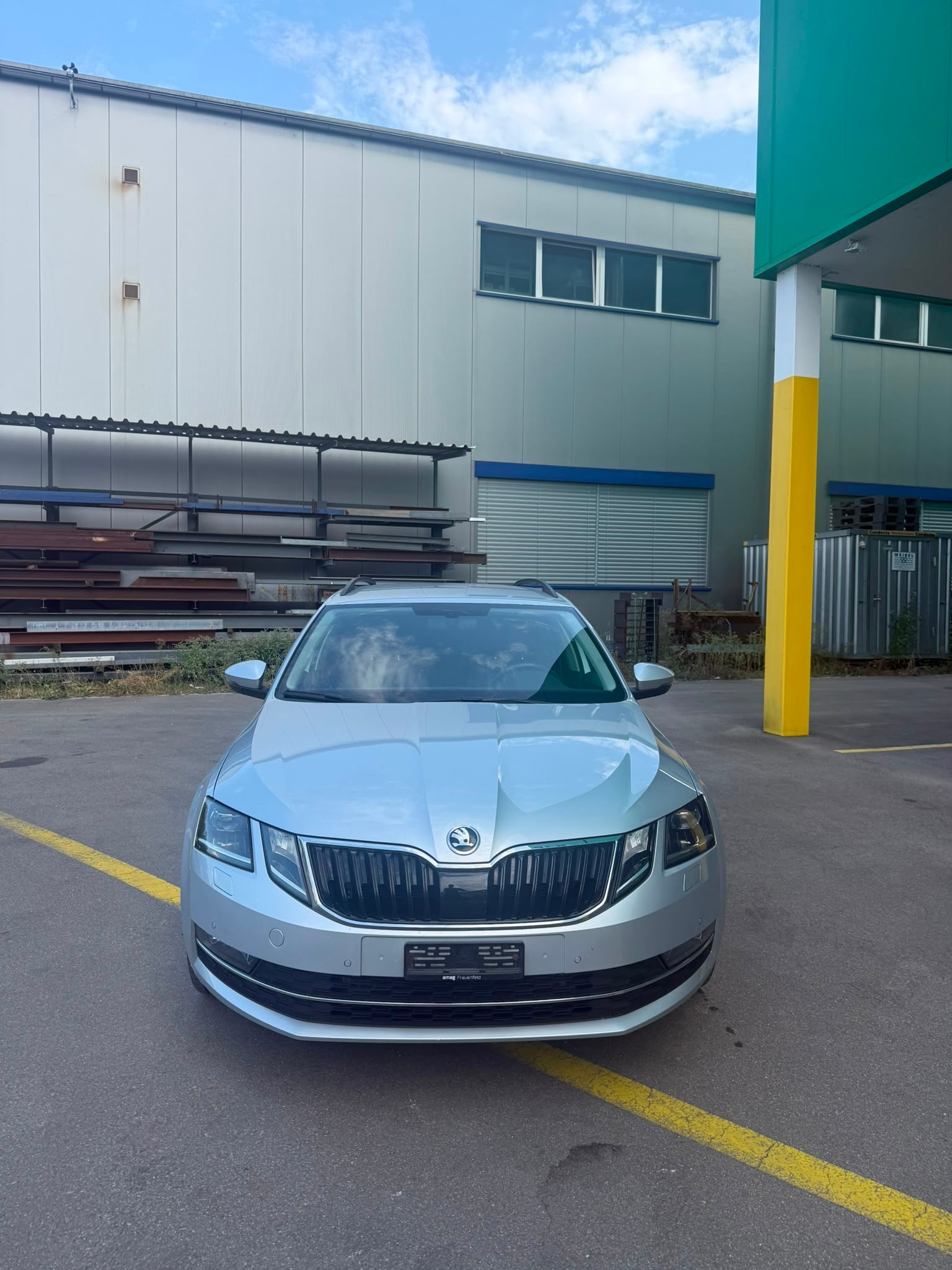 SKODA Octavia Combi 2.0 TDI Ambition 4x4 DSG-image-1