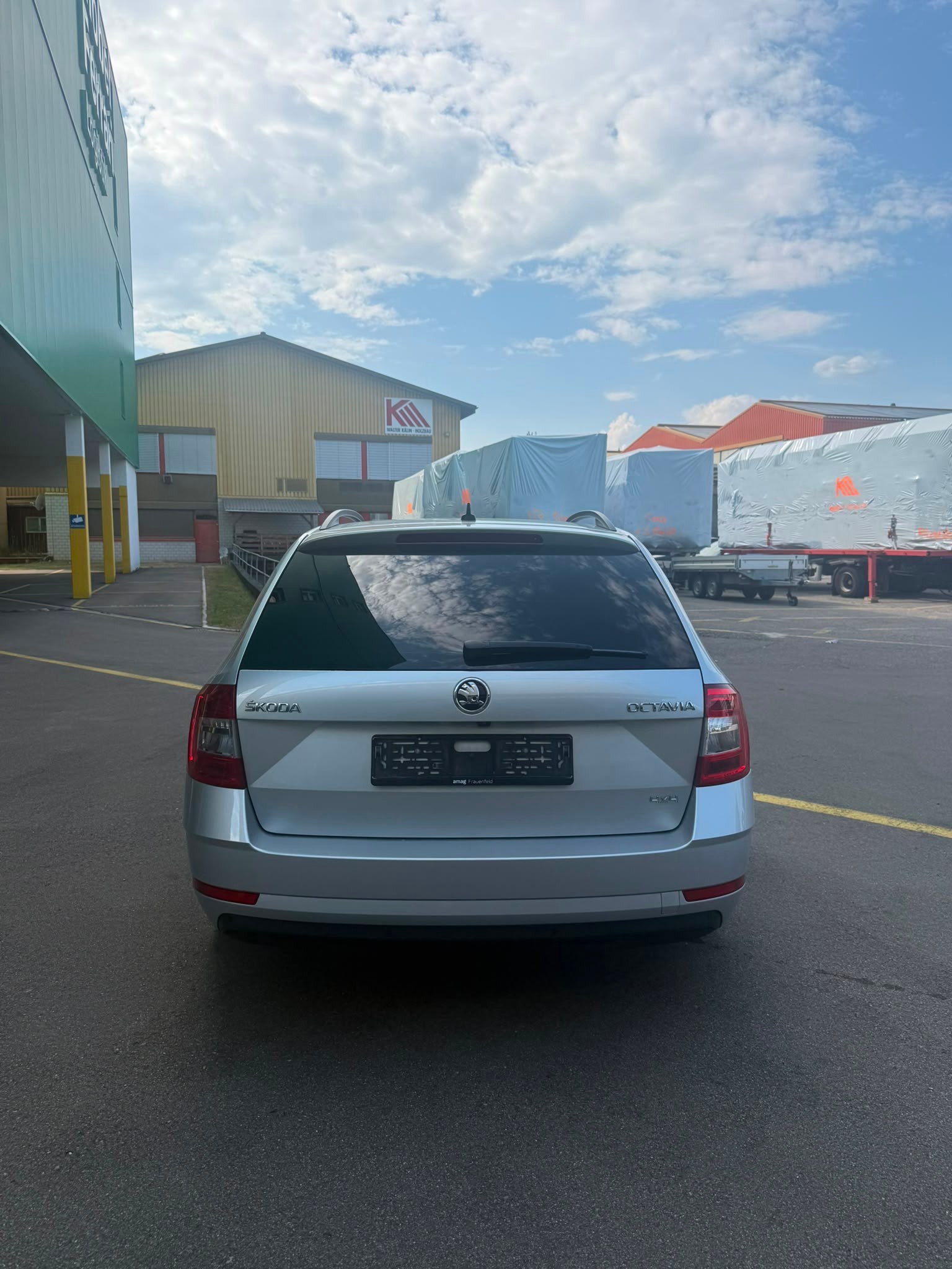 SKODA Octavia Combi 2.0 TDI Ambition 4x4 DSG-image-5