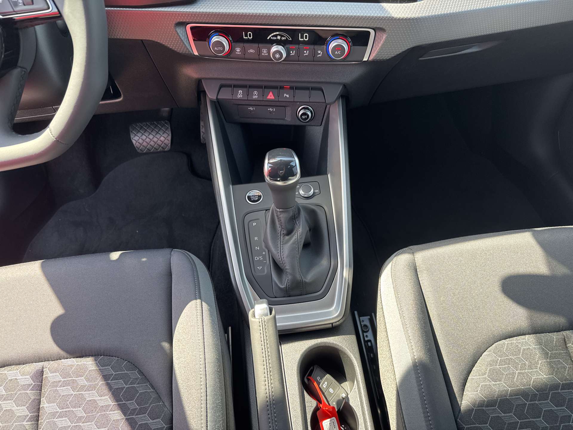 AUDI A1 Sportback 30 TFSi S-Line S-Tronic Automat-image-10
