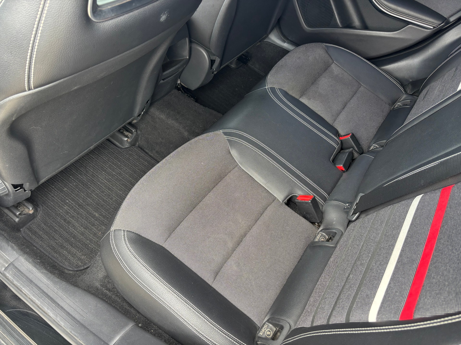 MERCEDES-BENZ A 160 CDI 7G-DCT-image-11
