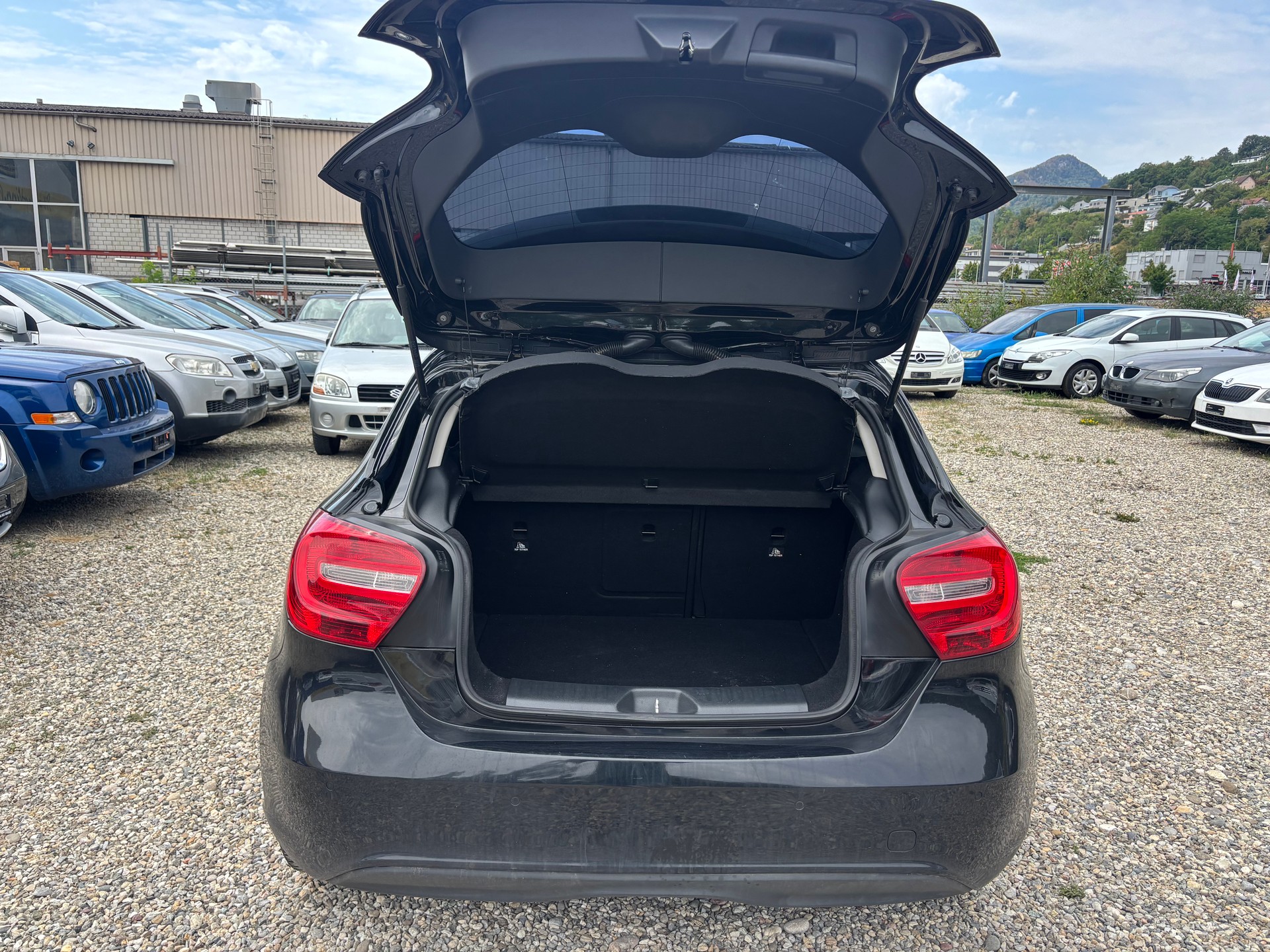 MERCEDES-BENZ A 160 CDI 7G-DCT-image-6