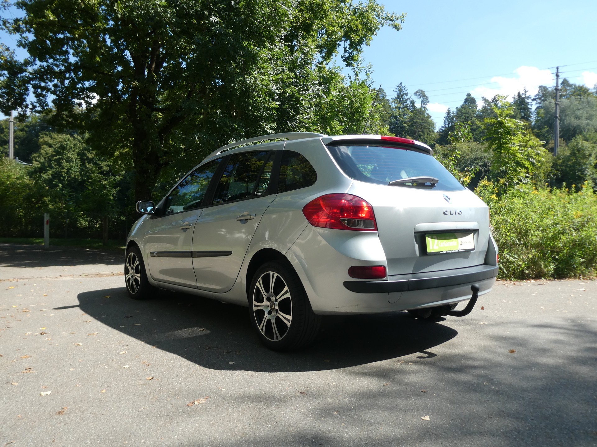 RENAULT Clio Grandtour 1.2 16V Turbo Dynamique-image-3
