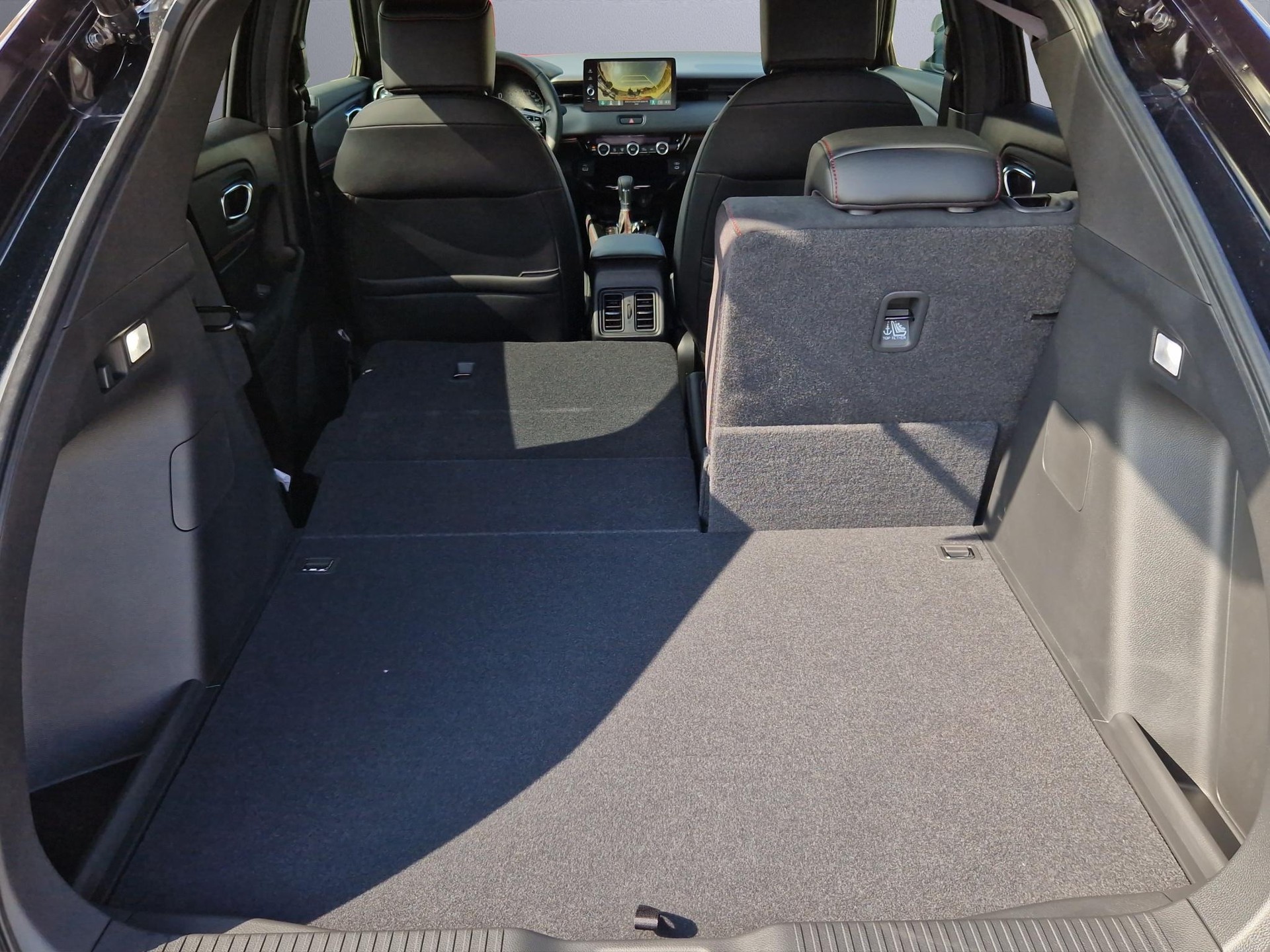 HONDA HR-V 1.5 i-MMD Advance Sport-image-18