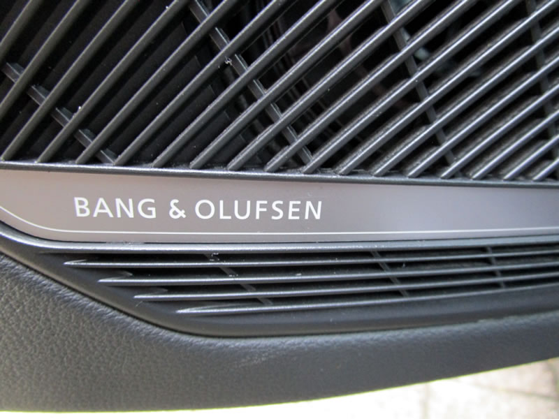 AUDI A4 Avant 40 TDI quattro S-tronic-image-18