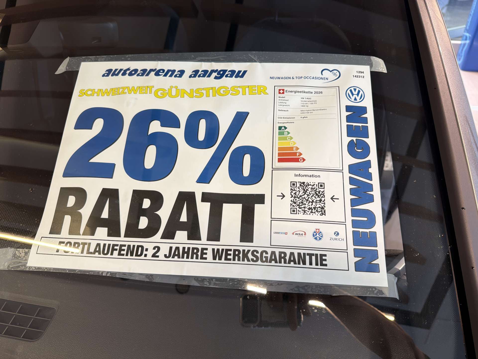 VW T-Roc 1.5 eTSi mHEV R-Line DSG-Automat-image-3